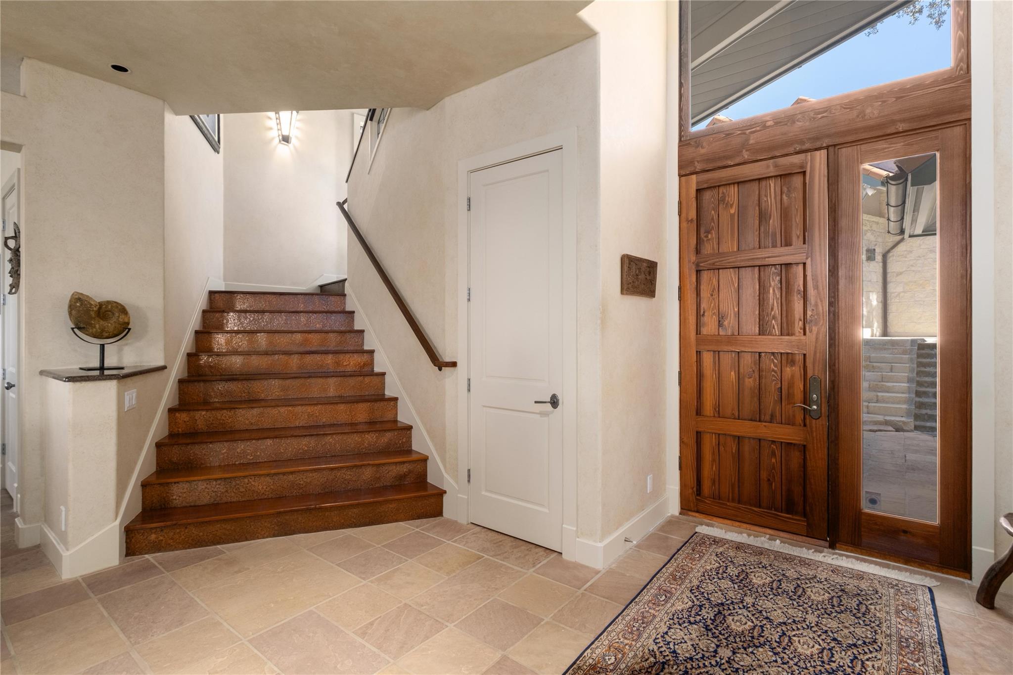 19905 Angel Bay Dr, Spicewood, TX 78669