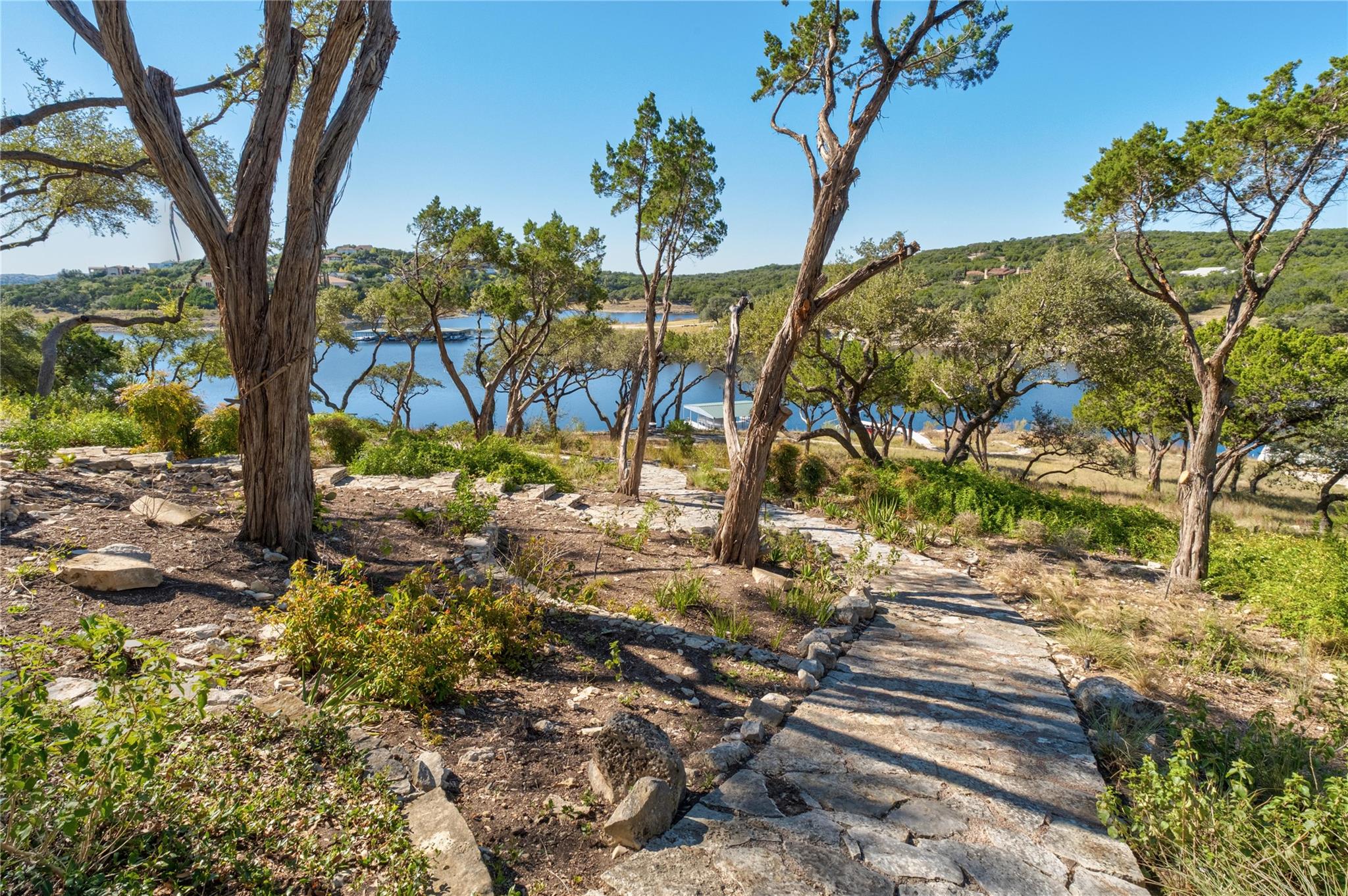 19905 Angel Bay Dr, Spicewood, TX 78669