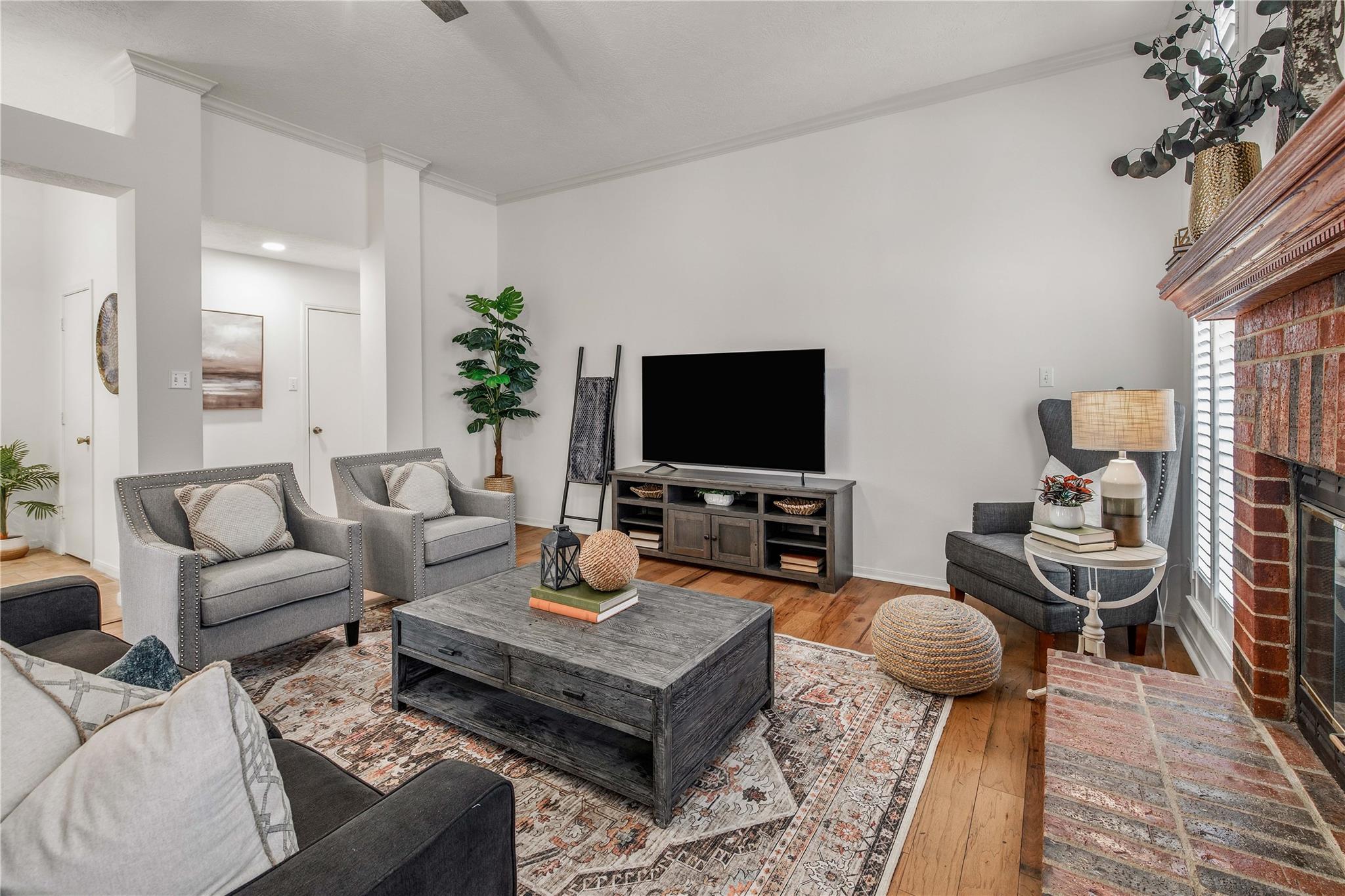 1002 Howe Dr, College Station, TX 77845