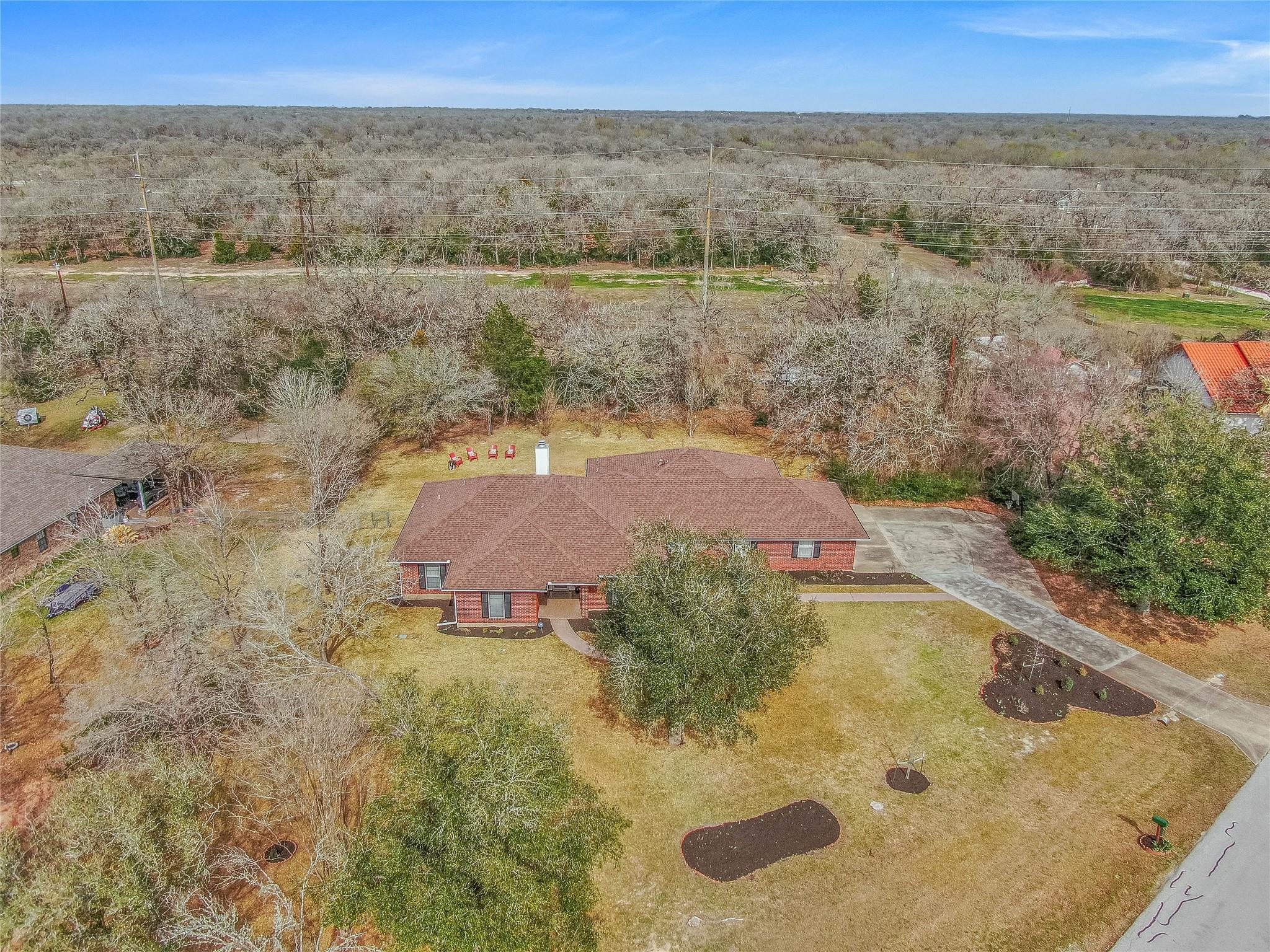 1002 Howe Dr, College Station, TX 77845