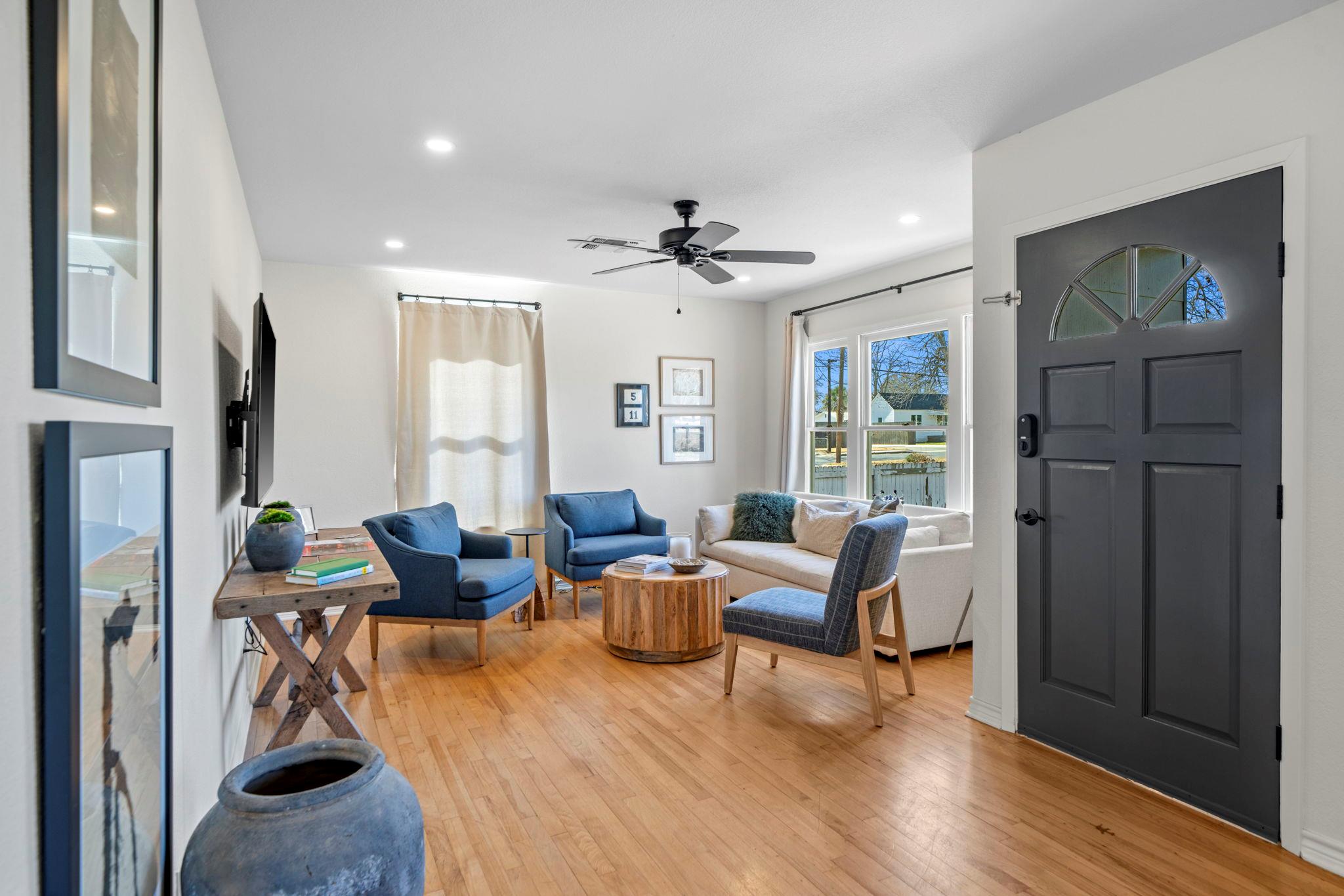 511 Olive St, Fredericksburg, TX 78624