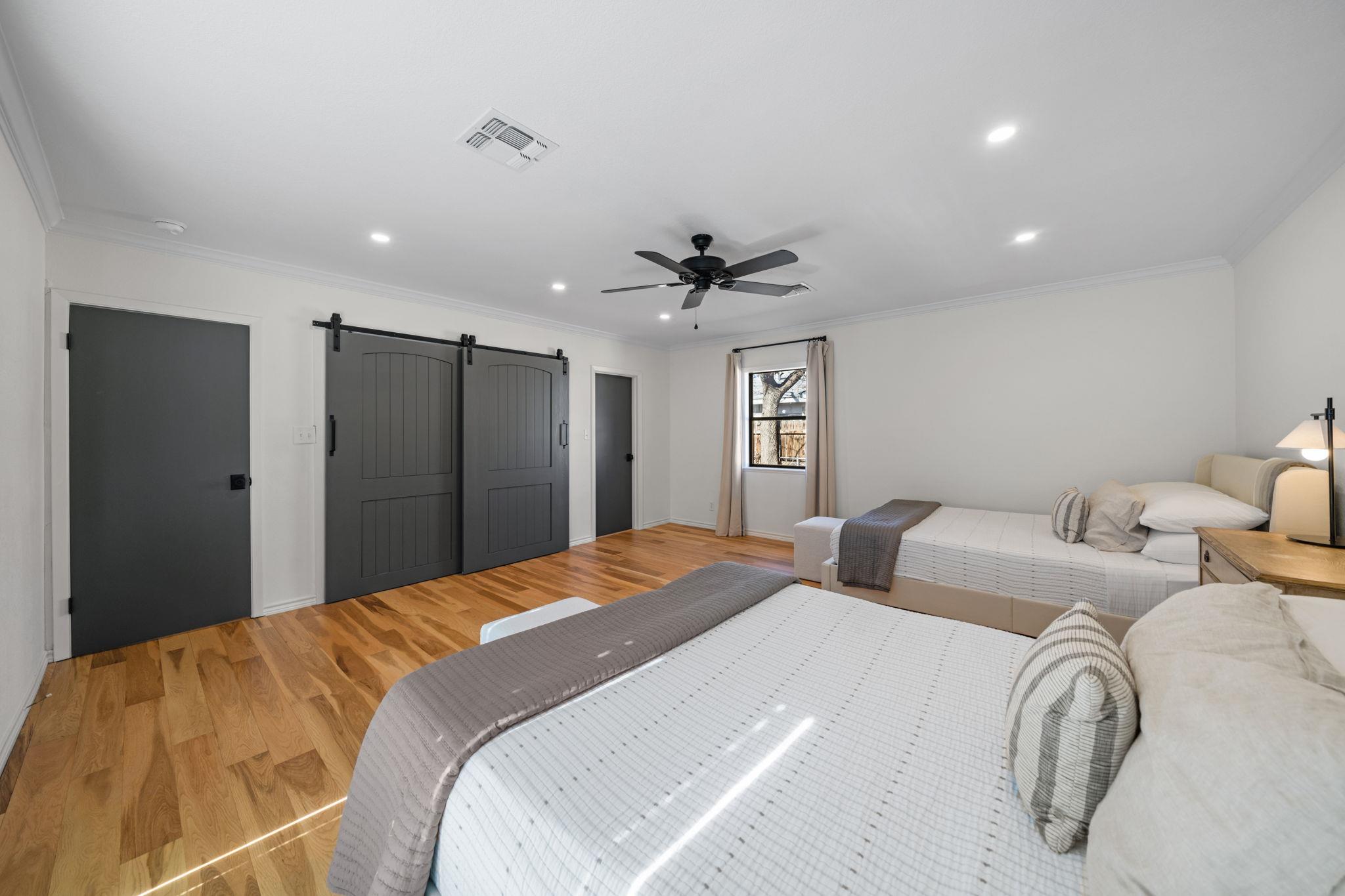 511 Olive St, Fredericksburg, TX 78624