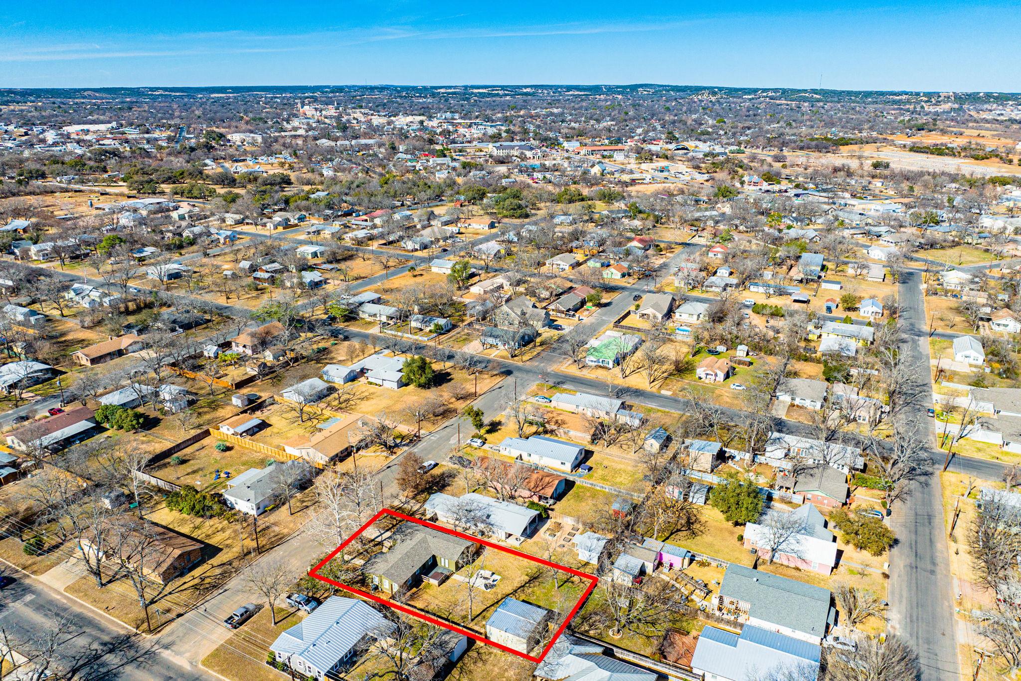 511 Olive St, Fredericksburg, TX 78624