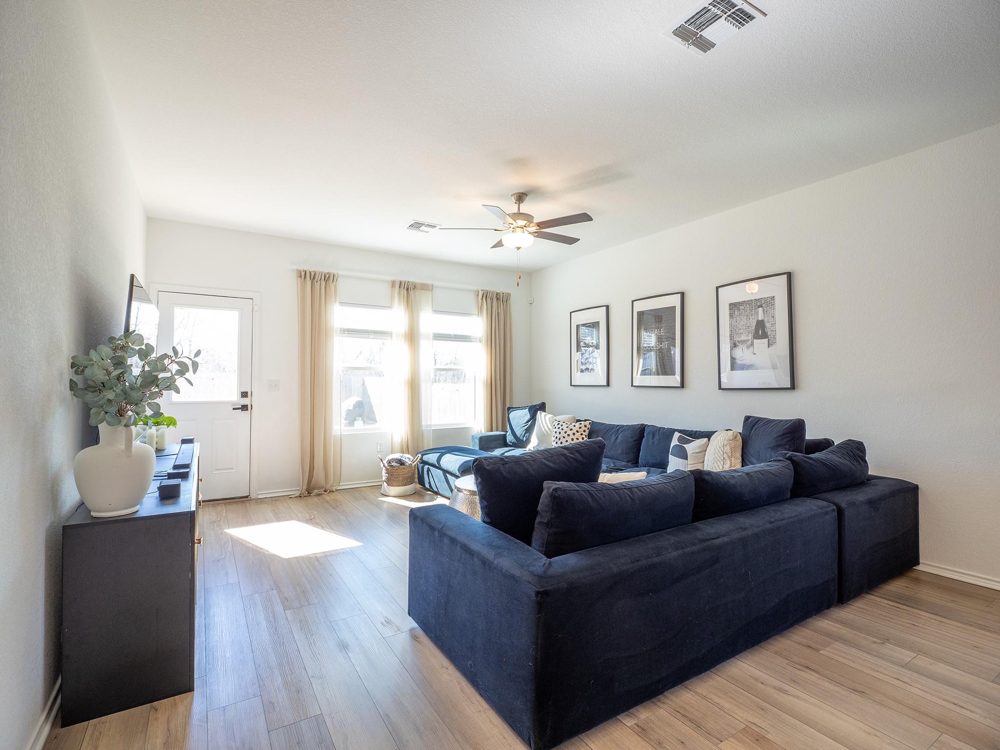 15601 Poppy Petal Dr, Del Valle, TX 78617