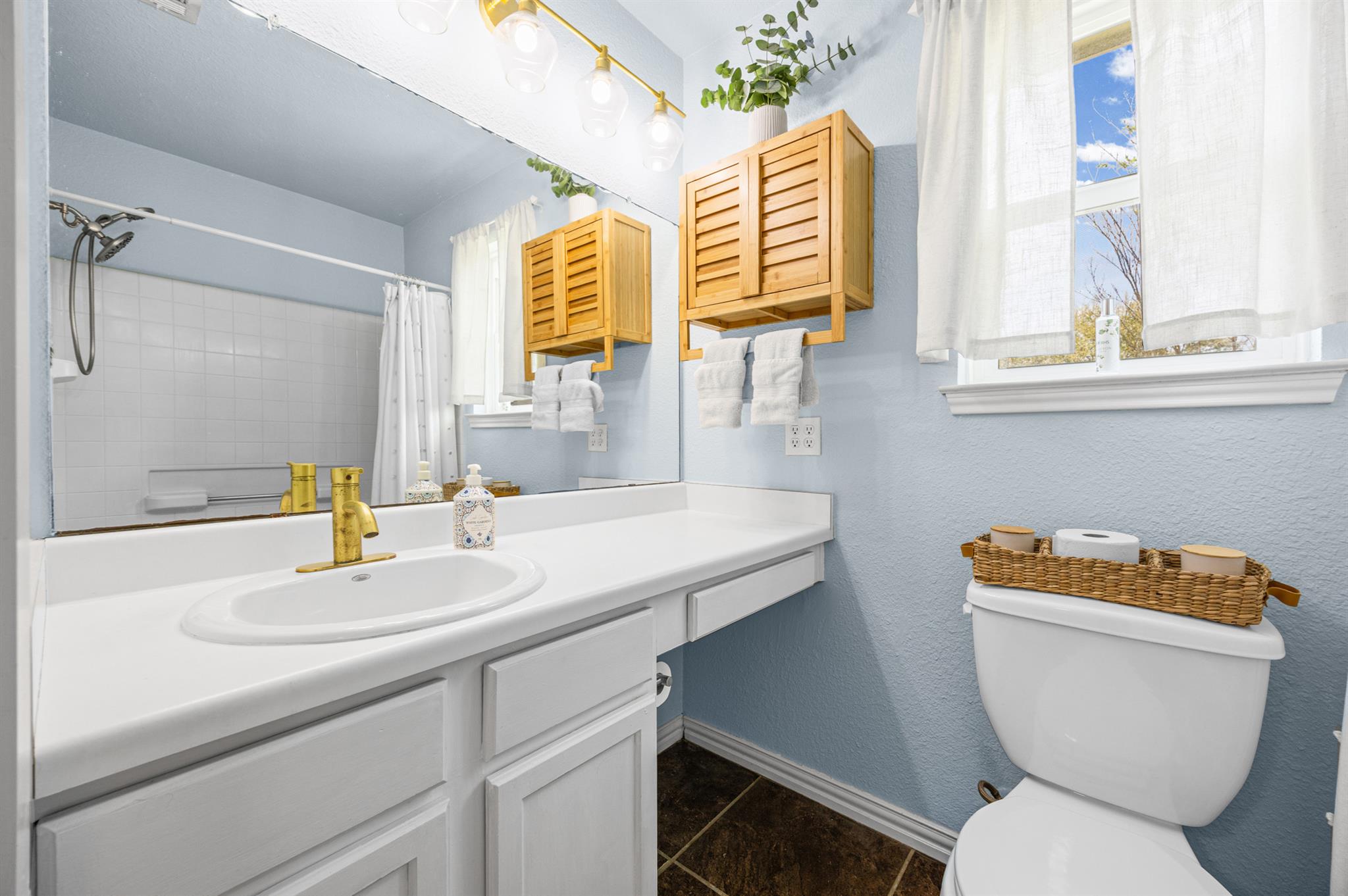 6809 Sabrina Dr, Austin, TX 78747