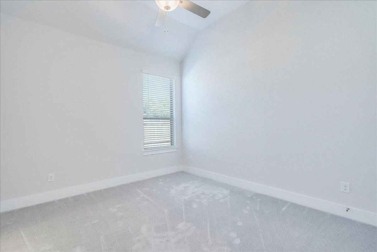 101 Lake Spring Cir, Georgetown, TX 78633