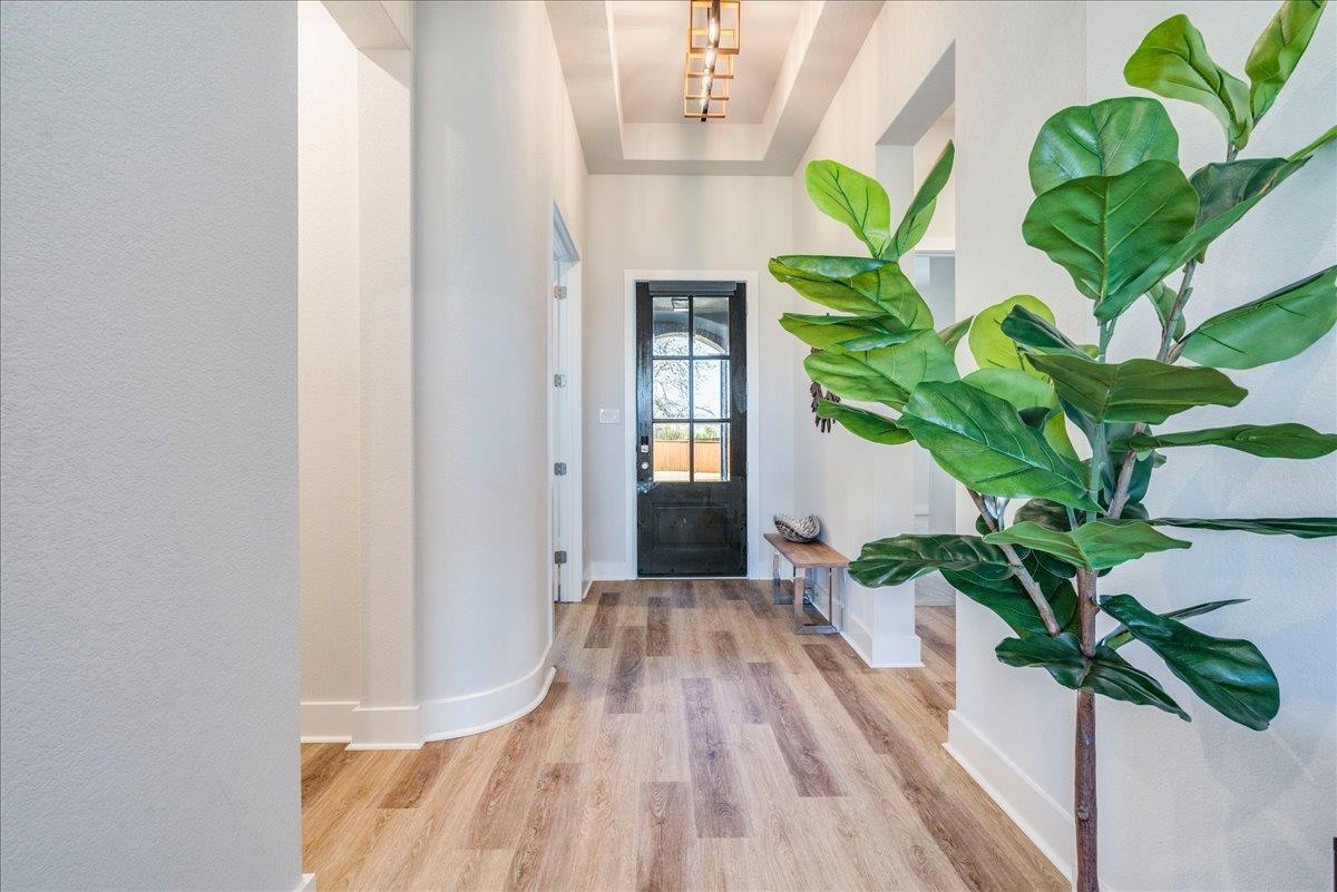 101 Lake Spring Cir, Georgetown, TX 78633