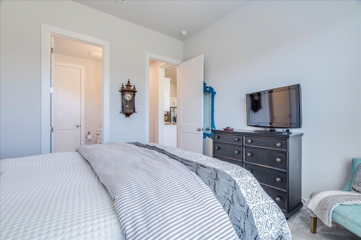 101 Lake Spring Cir, Georgetown, TX 78633