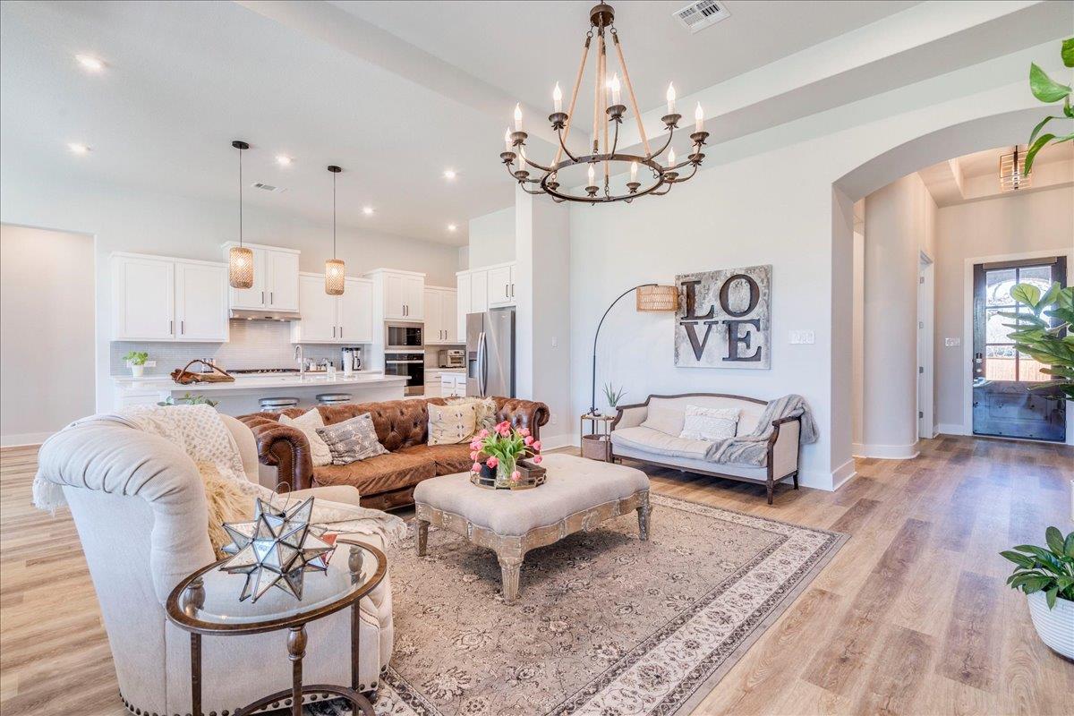 101 Lake Spring Cir, Georgetown, TX 78633