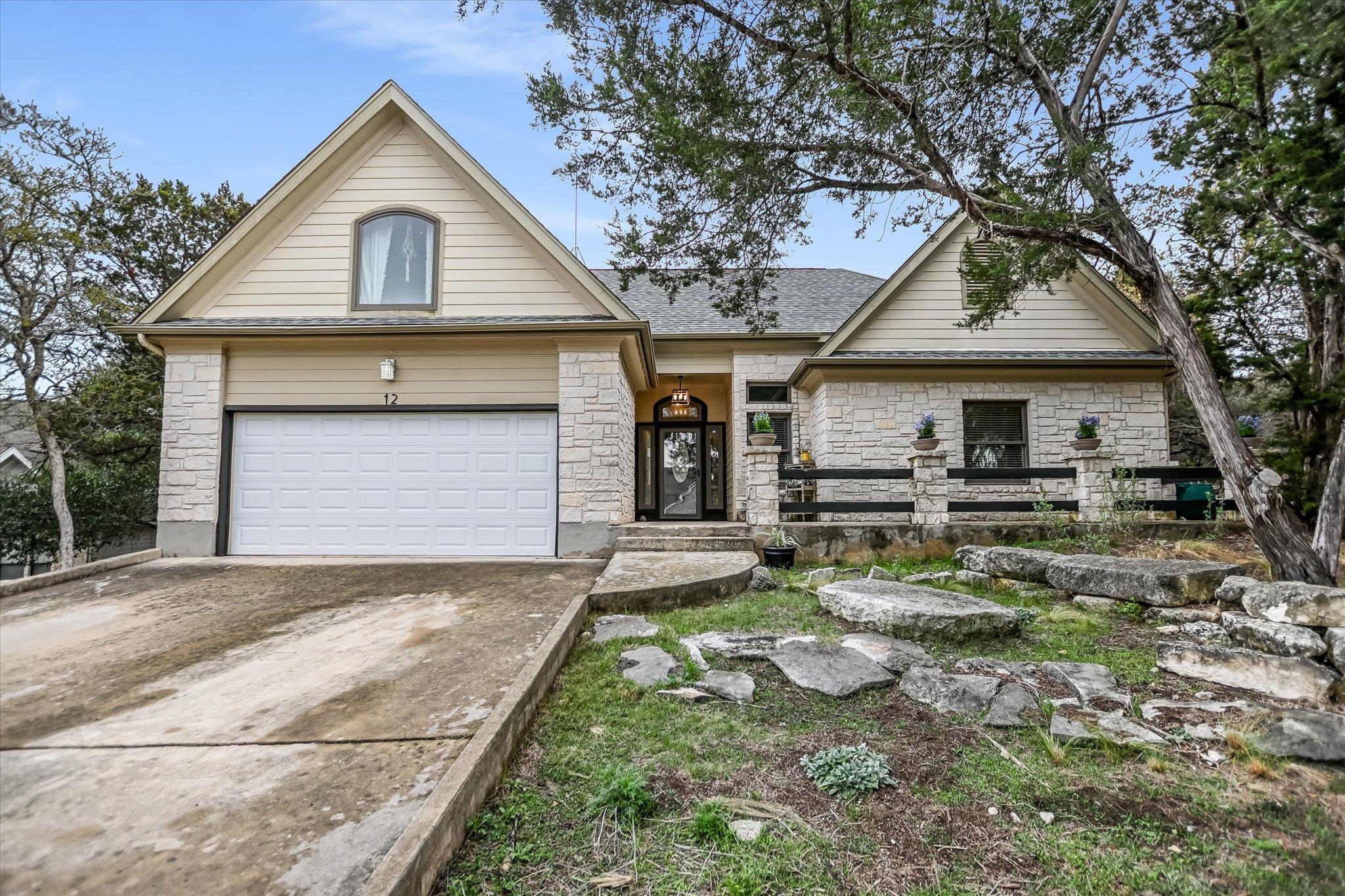 12 Springwood Cir, Wimberley, TX 78676
