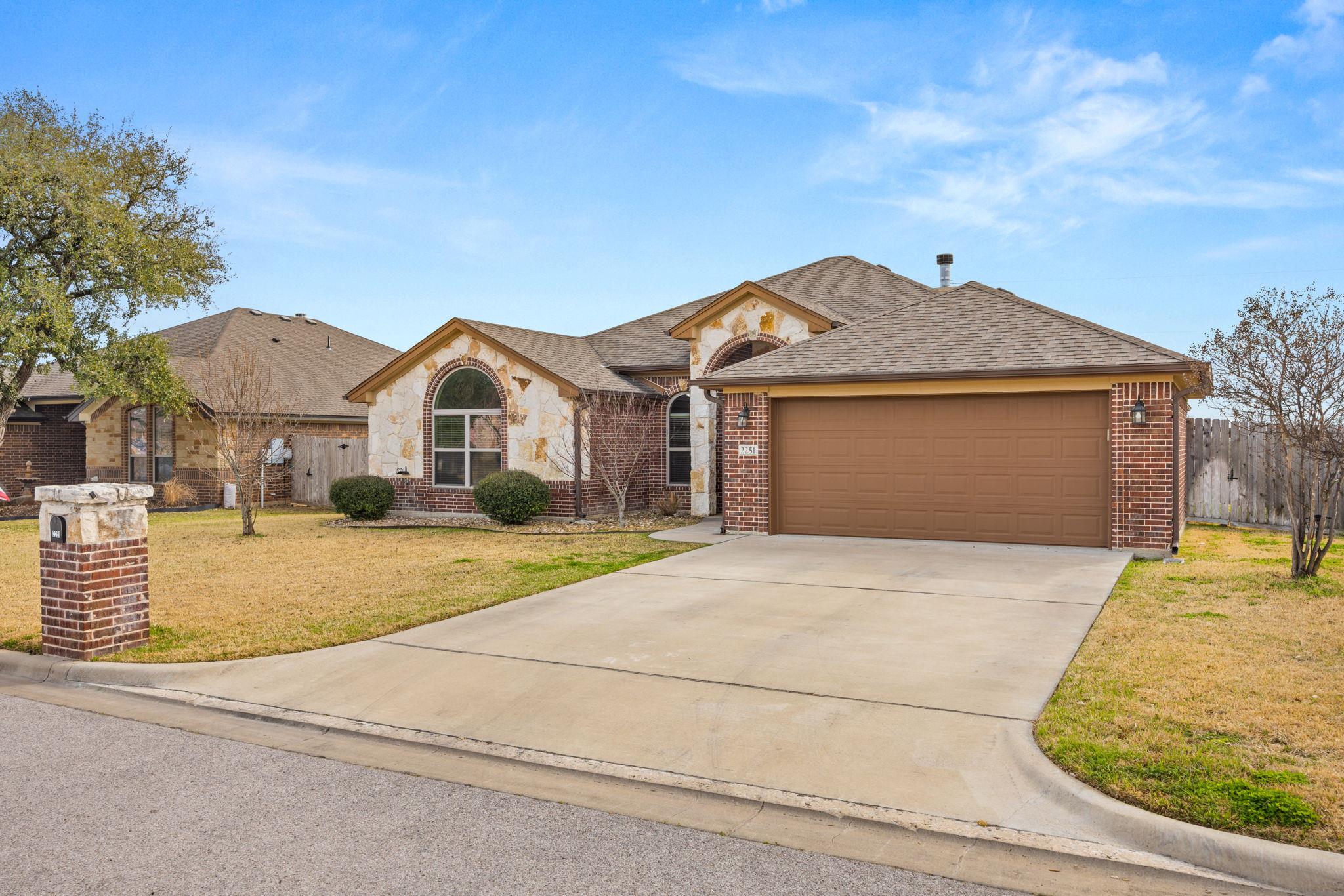 2251 Yturria Dr, Belton, TX 76513