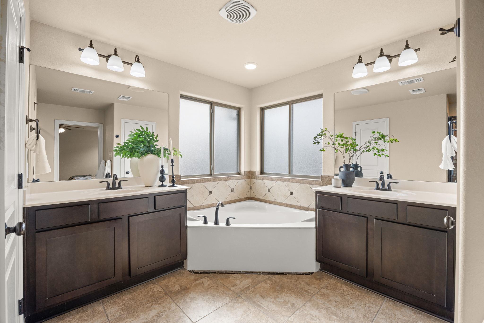 2251 Yturria Dr, Belton, TX 76513