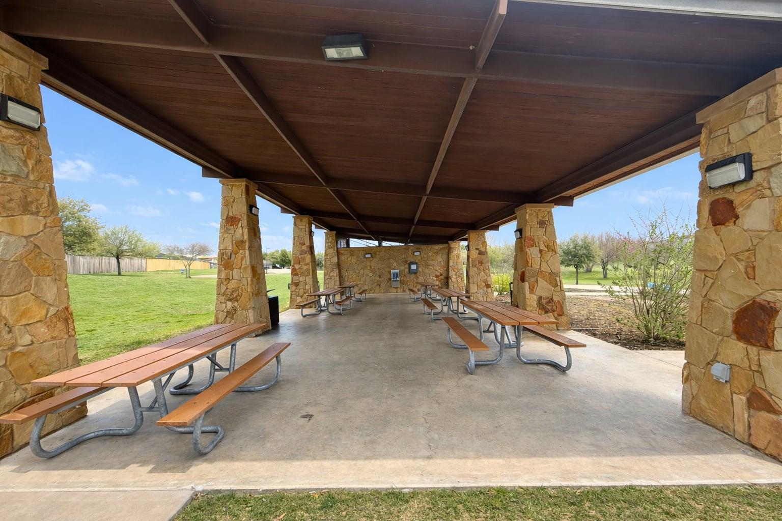 214 Pentire Way, Hutto, TX 78634