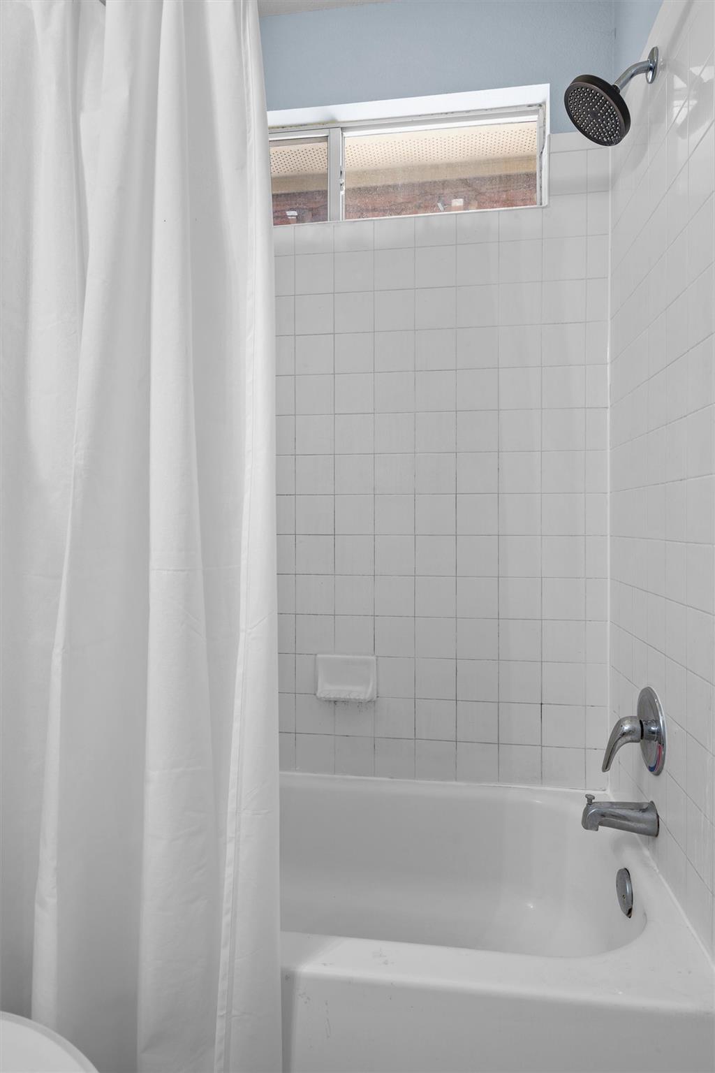 214 Pentire Way, Hutto, TX 78634