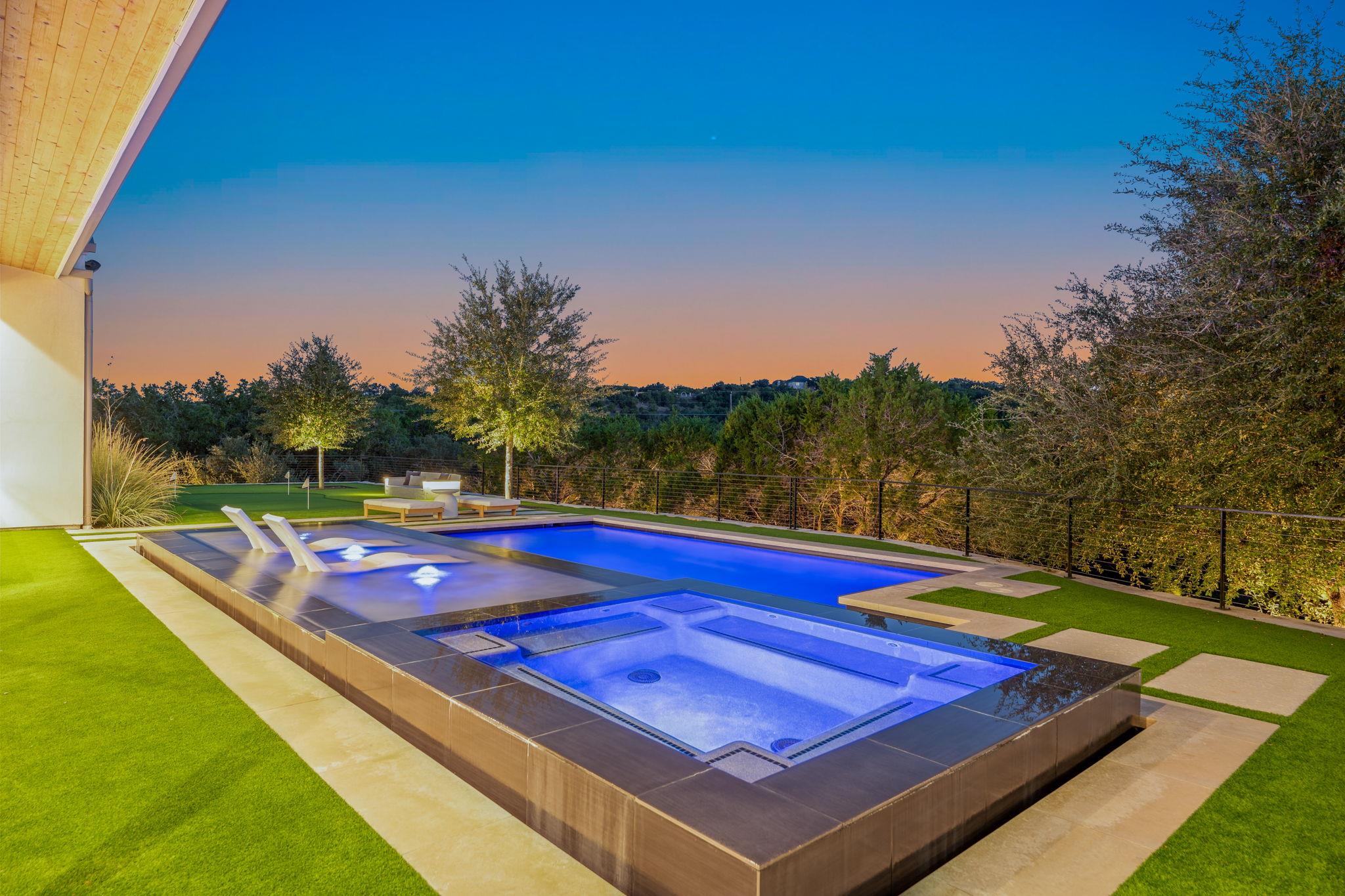 21001 Bertram Ln, Spicewood, TX 78669