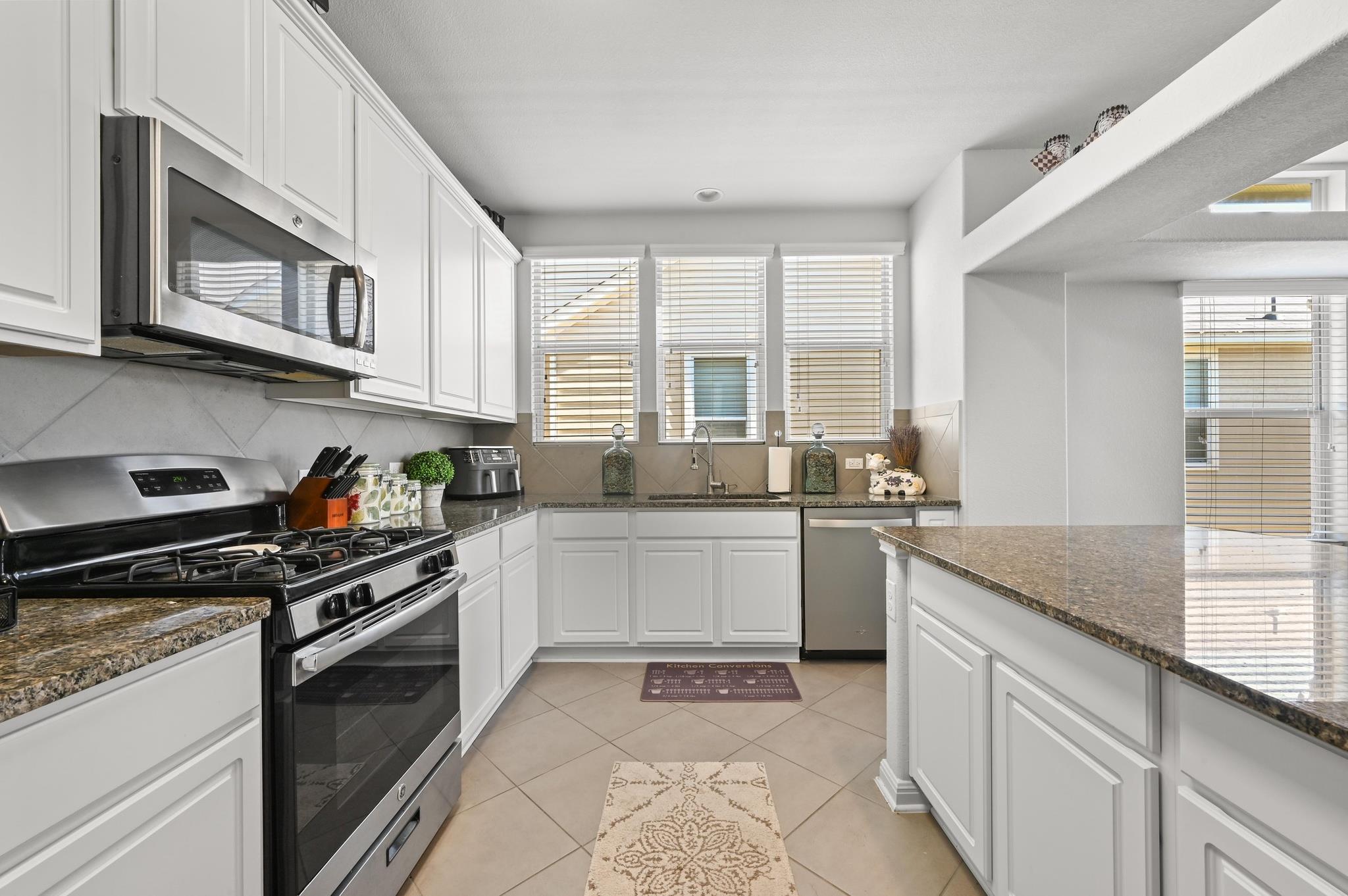 1480 Sanders, Kyle, TX 78640