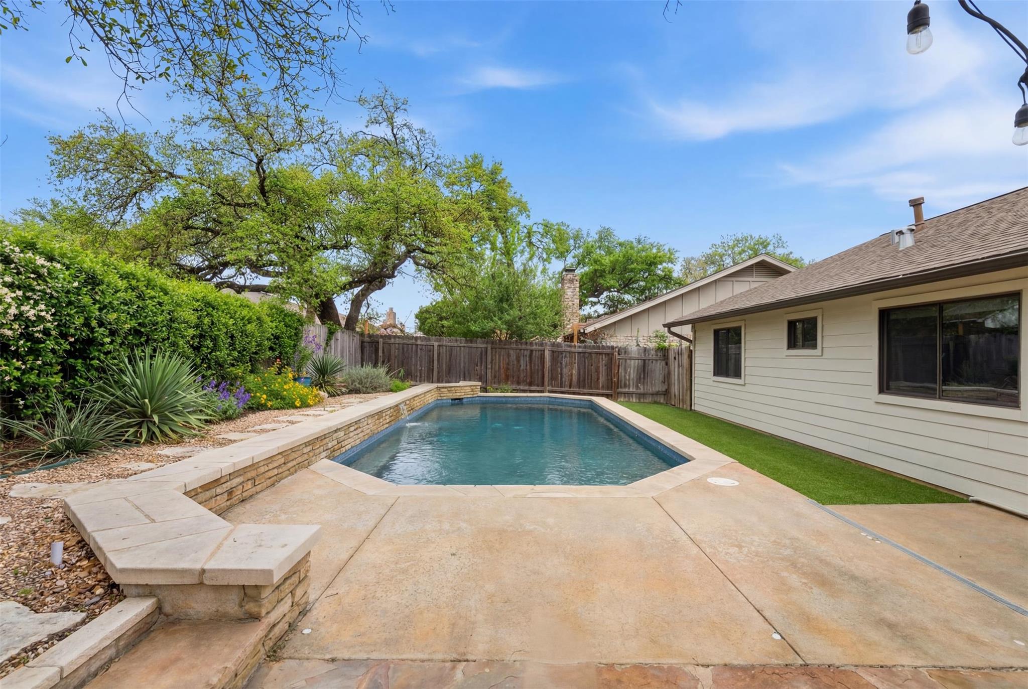 11608 Shoshone Dr, Austin, TX 78759