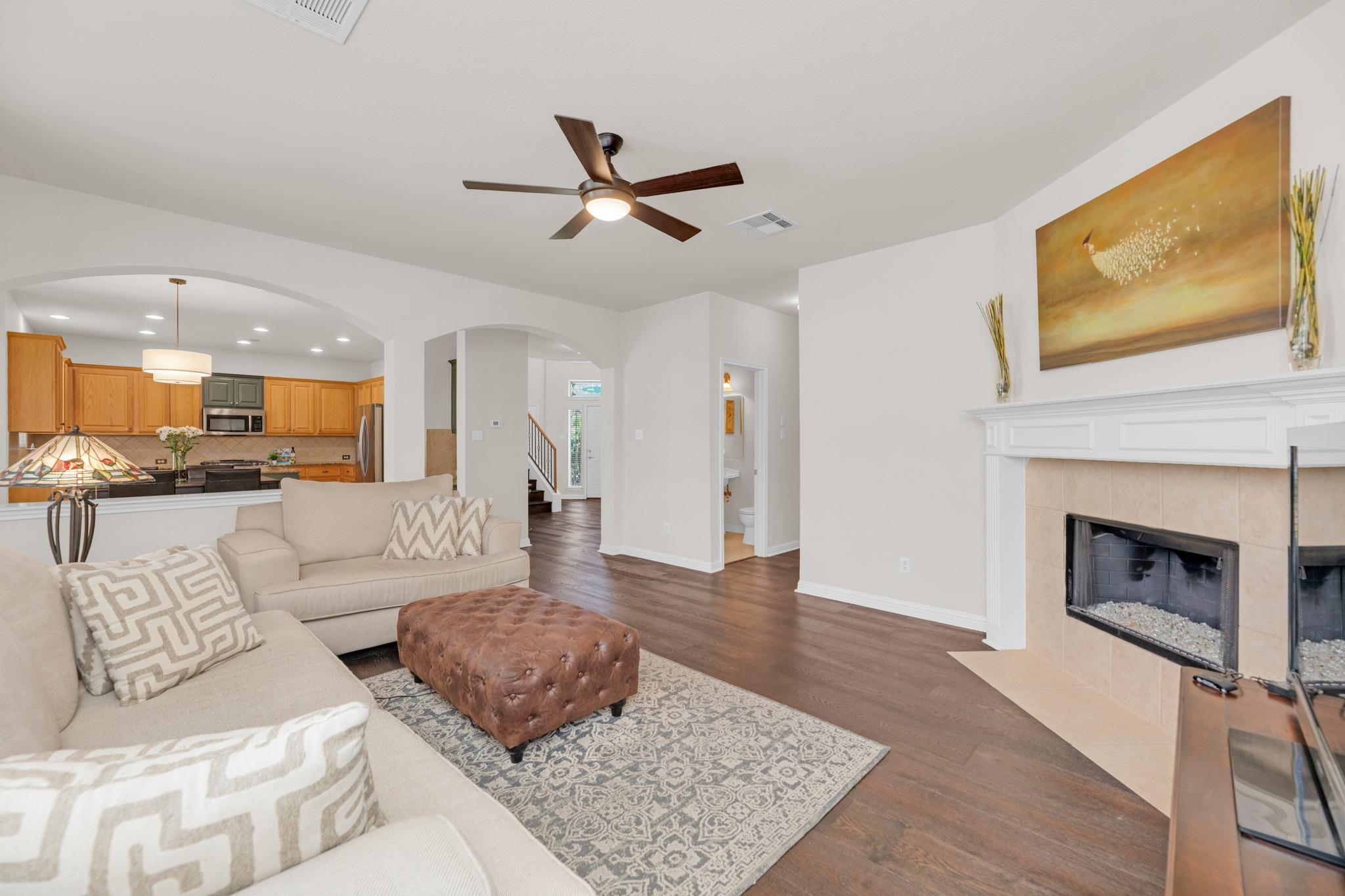 3734 Gentle Winds Ln, Round Rock, TX 78681