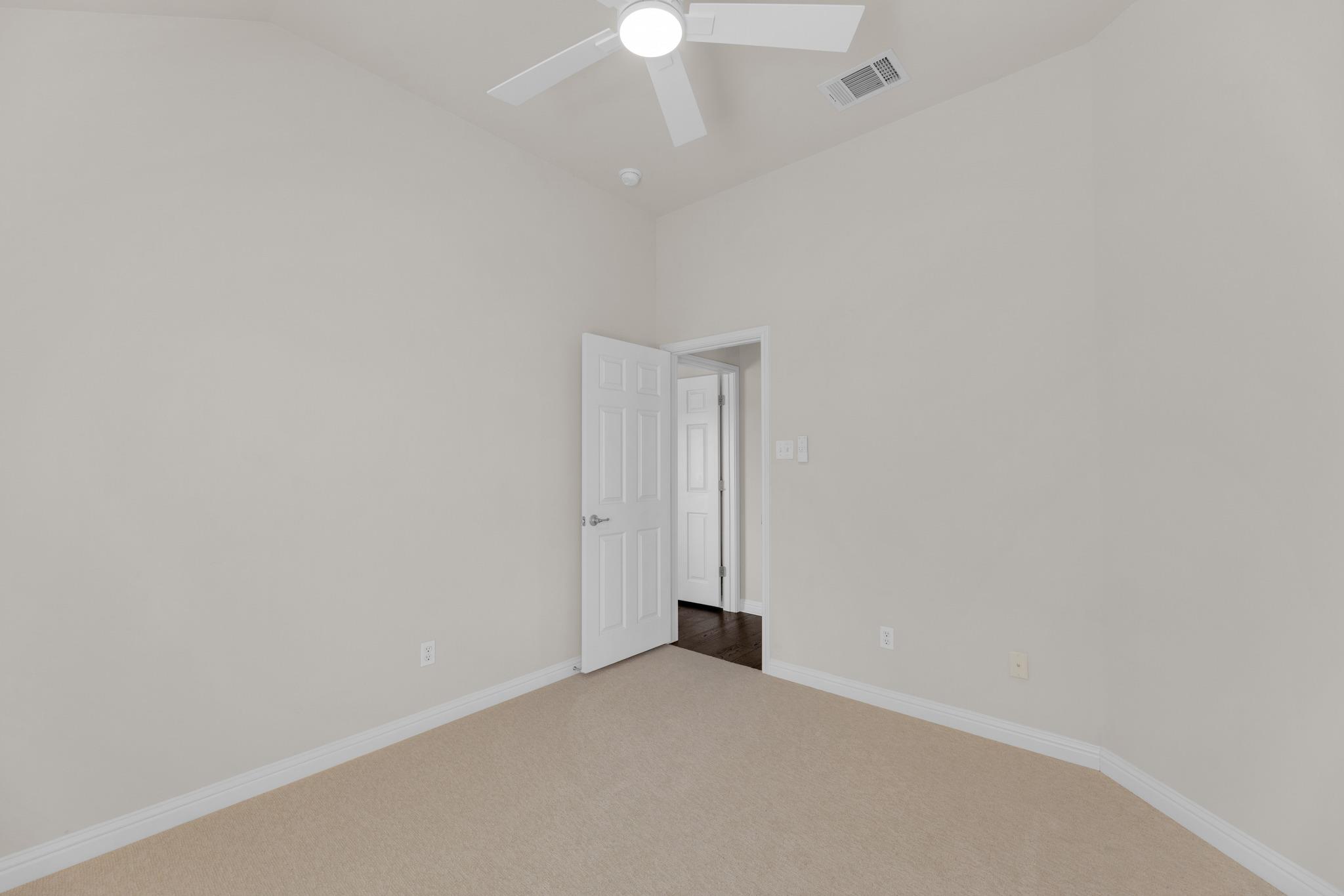 3734 Gentle Winds Ln, Round Rock, TX 78681