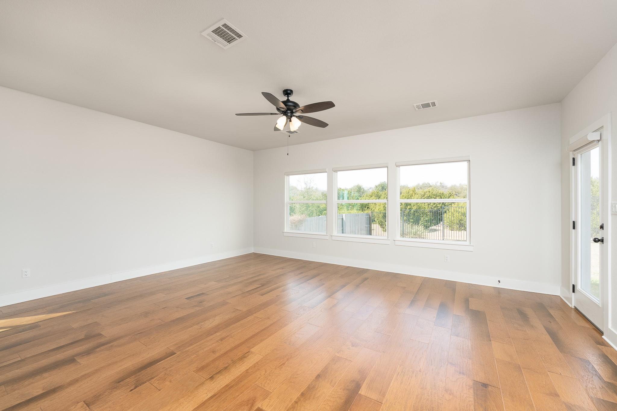 705 Wagon Spoke Way, Liberty Hill, TX 78642