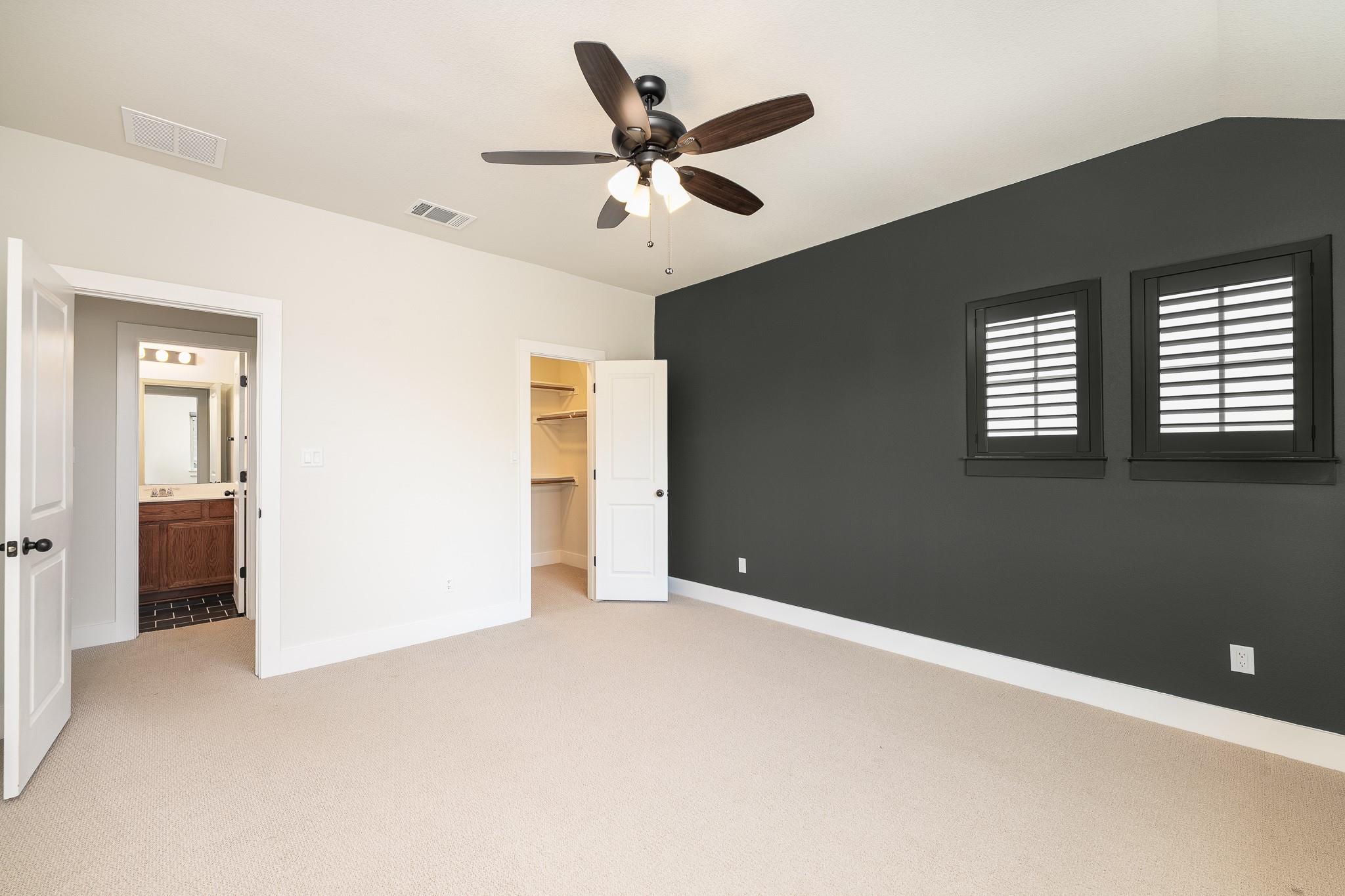 705 Wagon Spoke Way, Liberty Hill, TX 78642