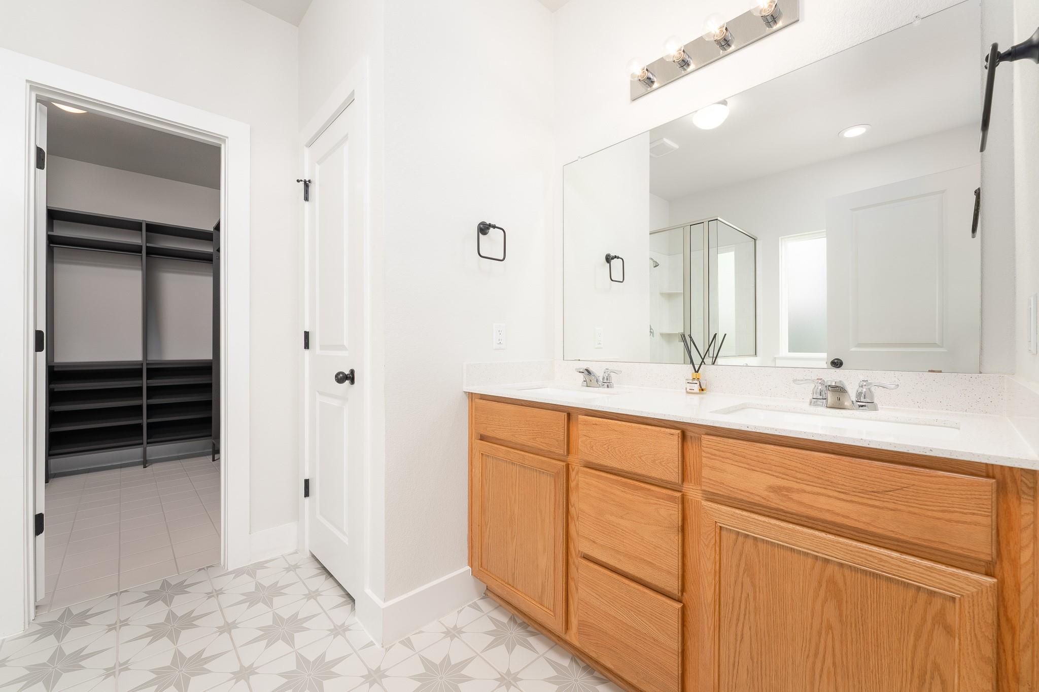 705 Wagon Spoke Way, Liberty Hill, TX 78642