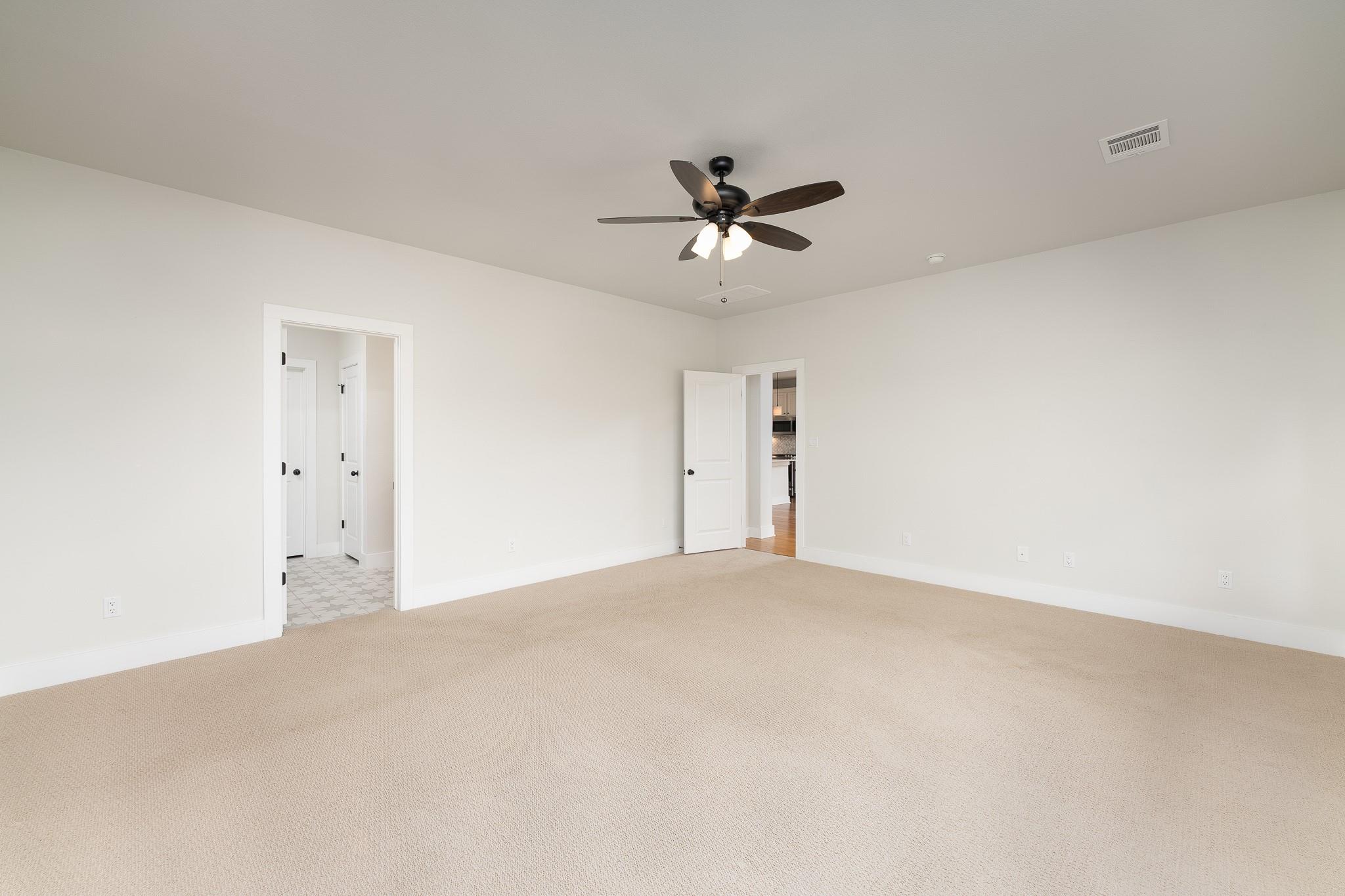 705 Wagon Spoke Way, Liberty Hill, TX 78642