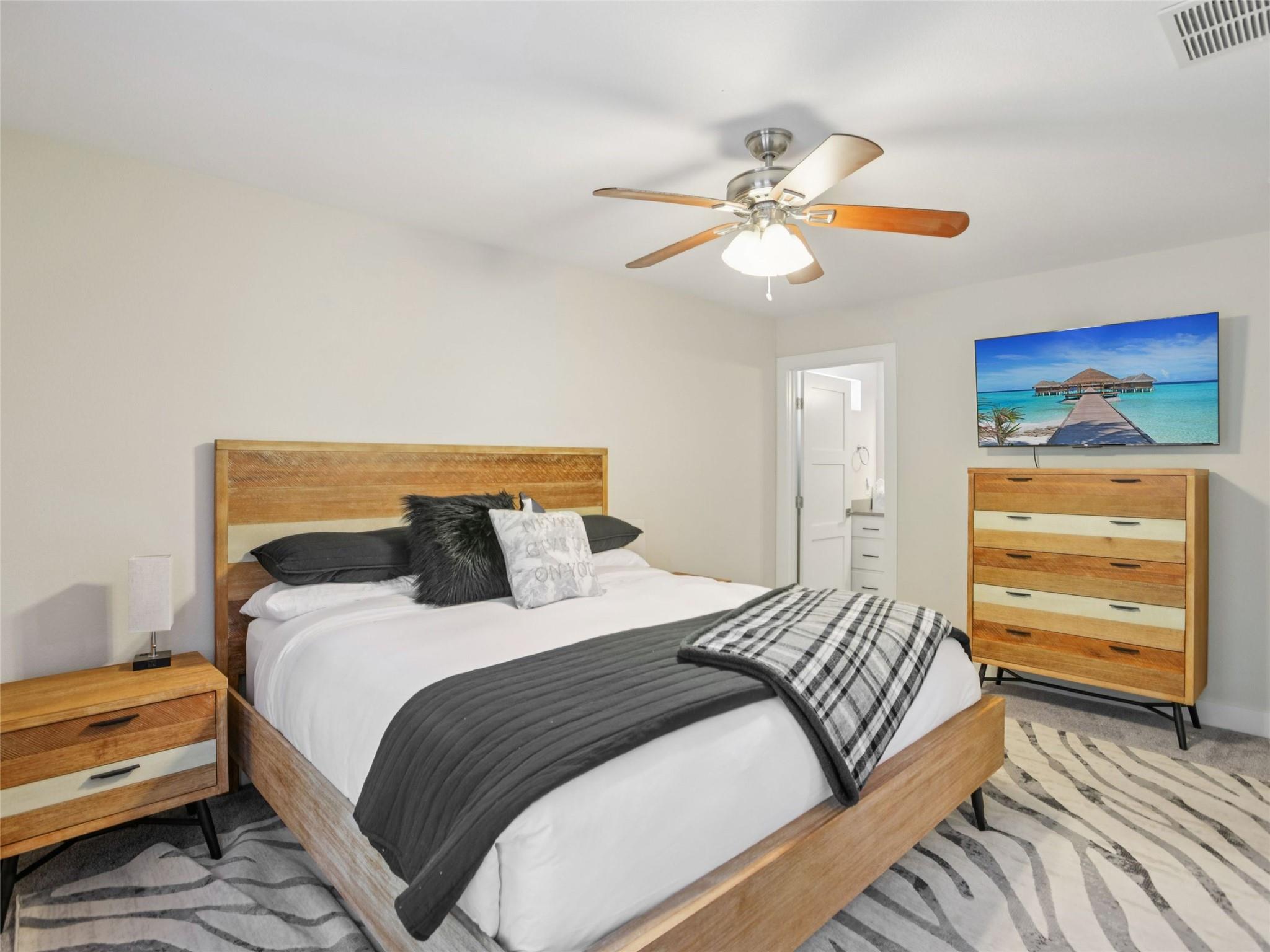 1206 Deloney St # B, Austin, TX 78721