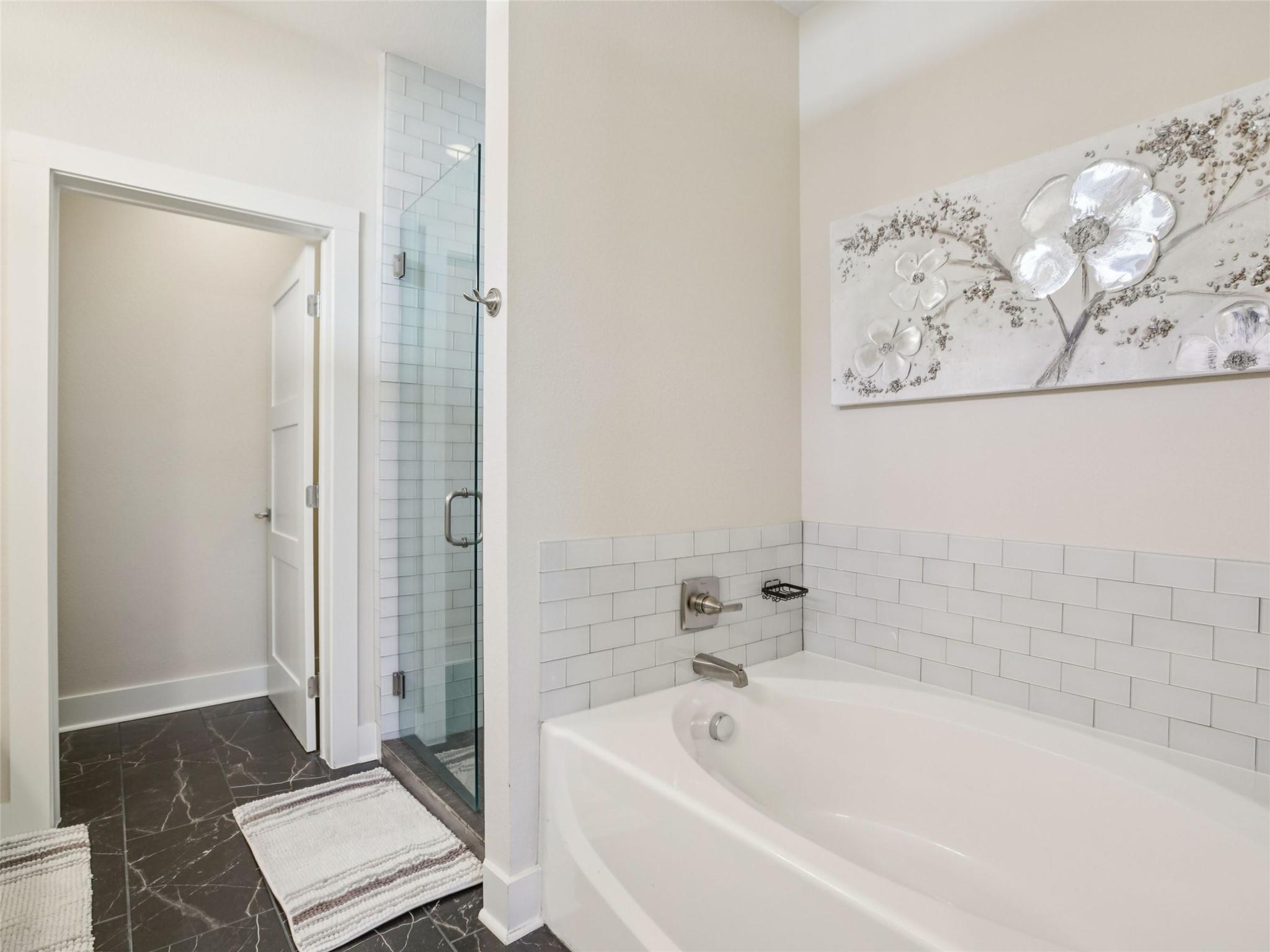 1206 Deloney St # B, Austin, TX 78721