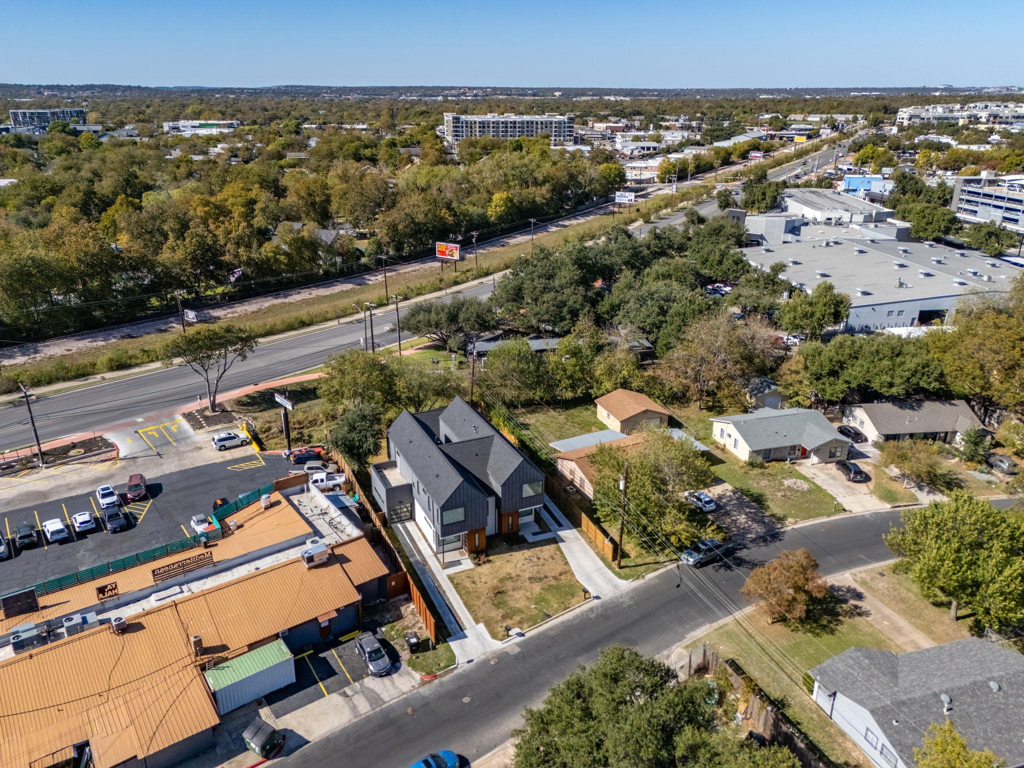 6620 Isabelle Dr # B, Austin, TX 78752