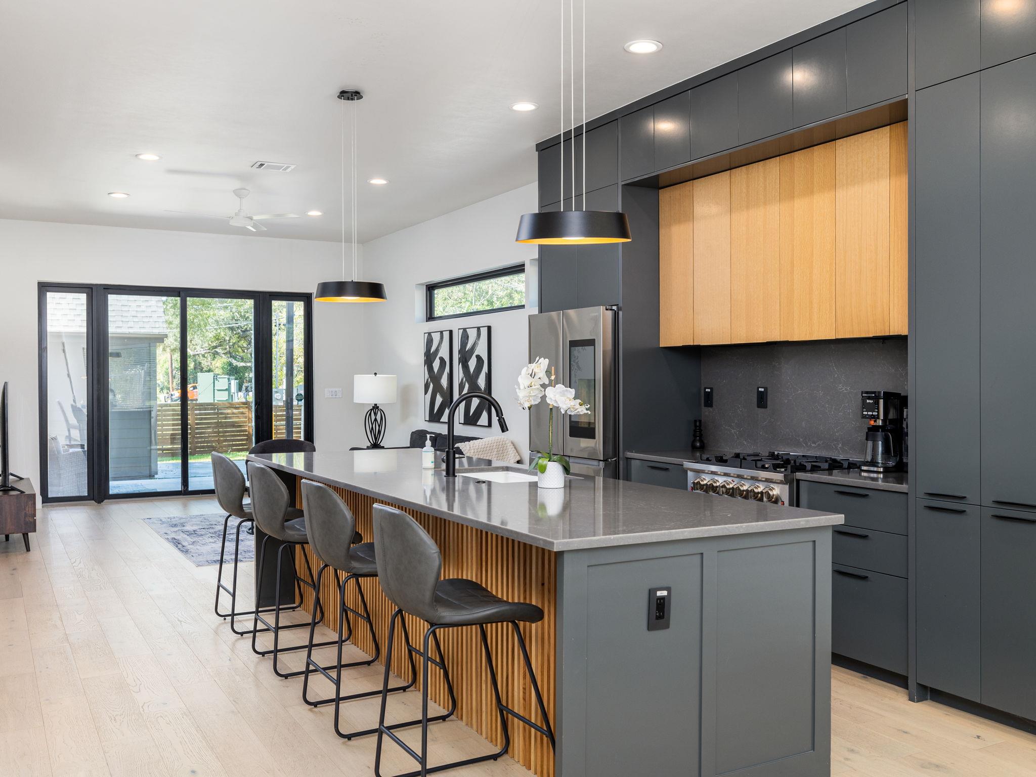 6620 Isabelle Dr # B, Austin, TX 78752