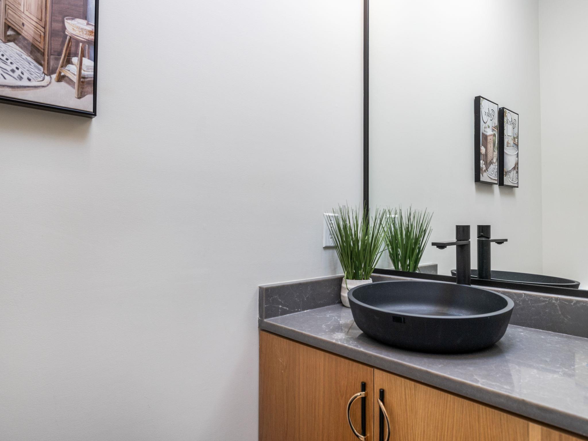 6620 Isabelle Dr # B, Austin, TX 78752