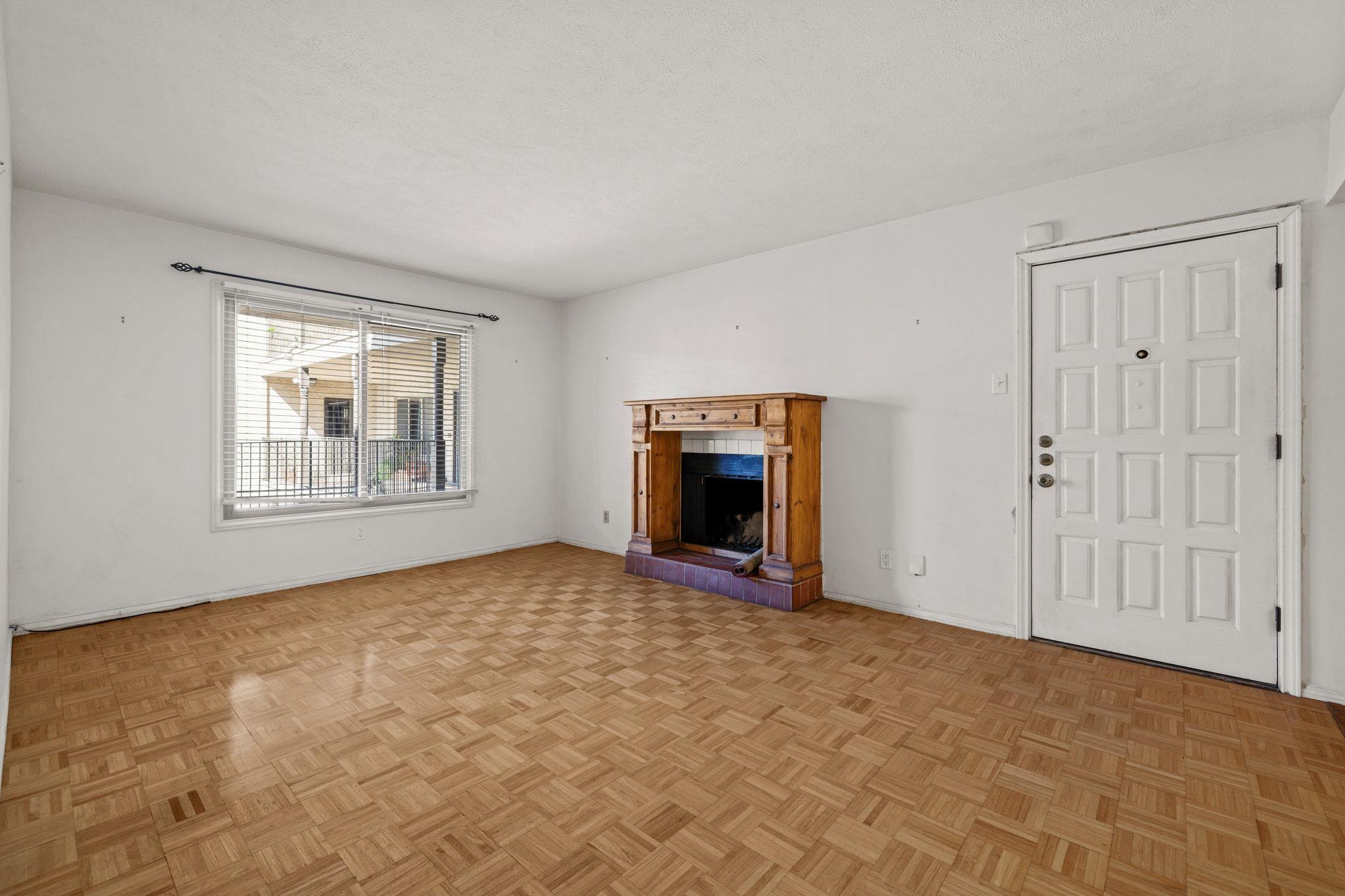 505 W 7th St # 217, Austin, TX 78701