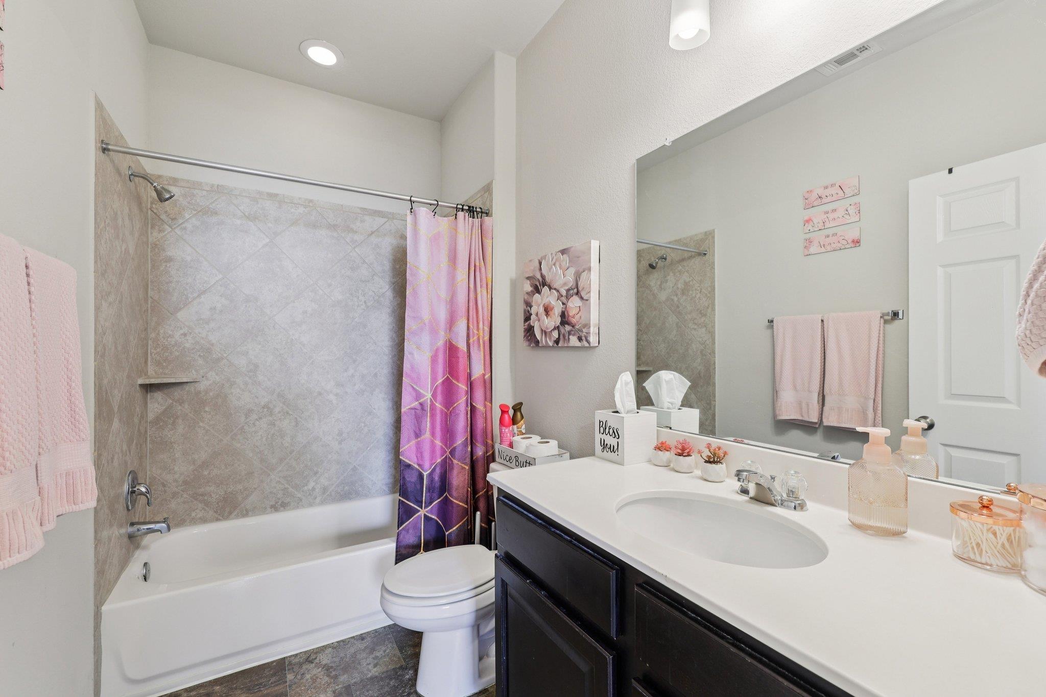 184 Corvid Dr, Buda, TX 78610