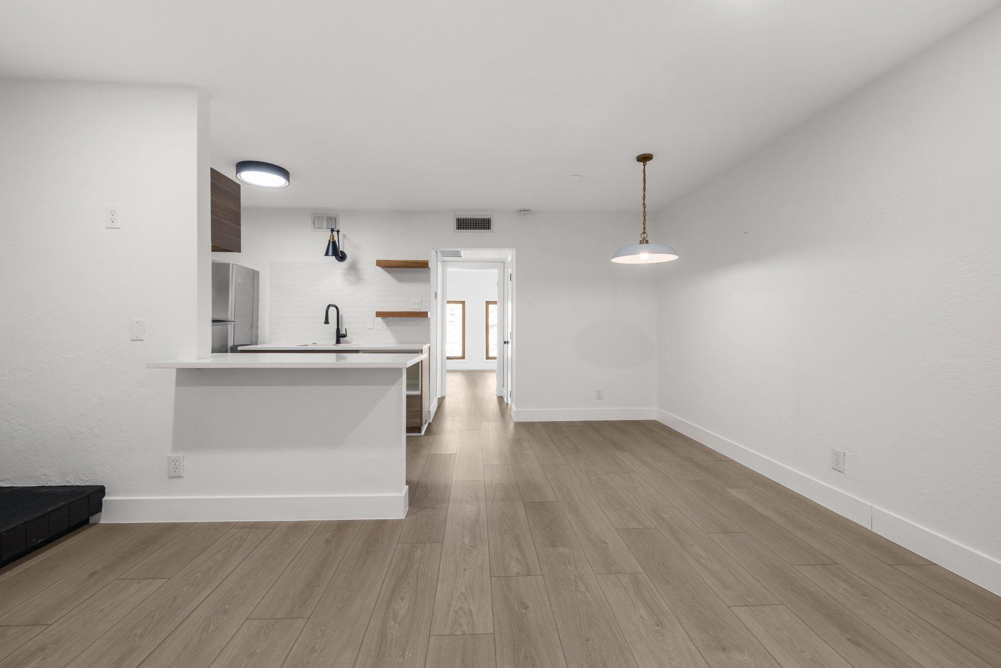 505 W 7th St # 307, Austin, TX 78701