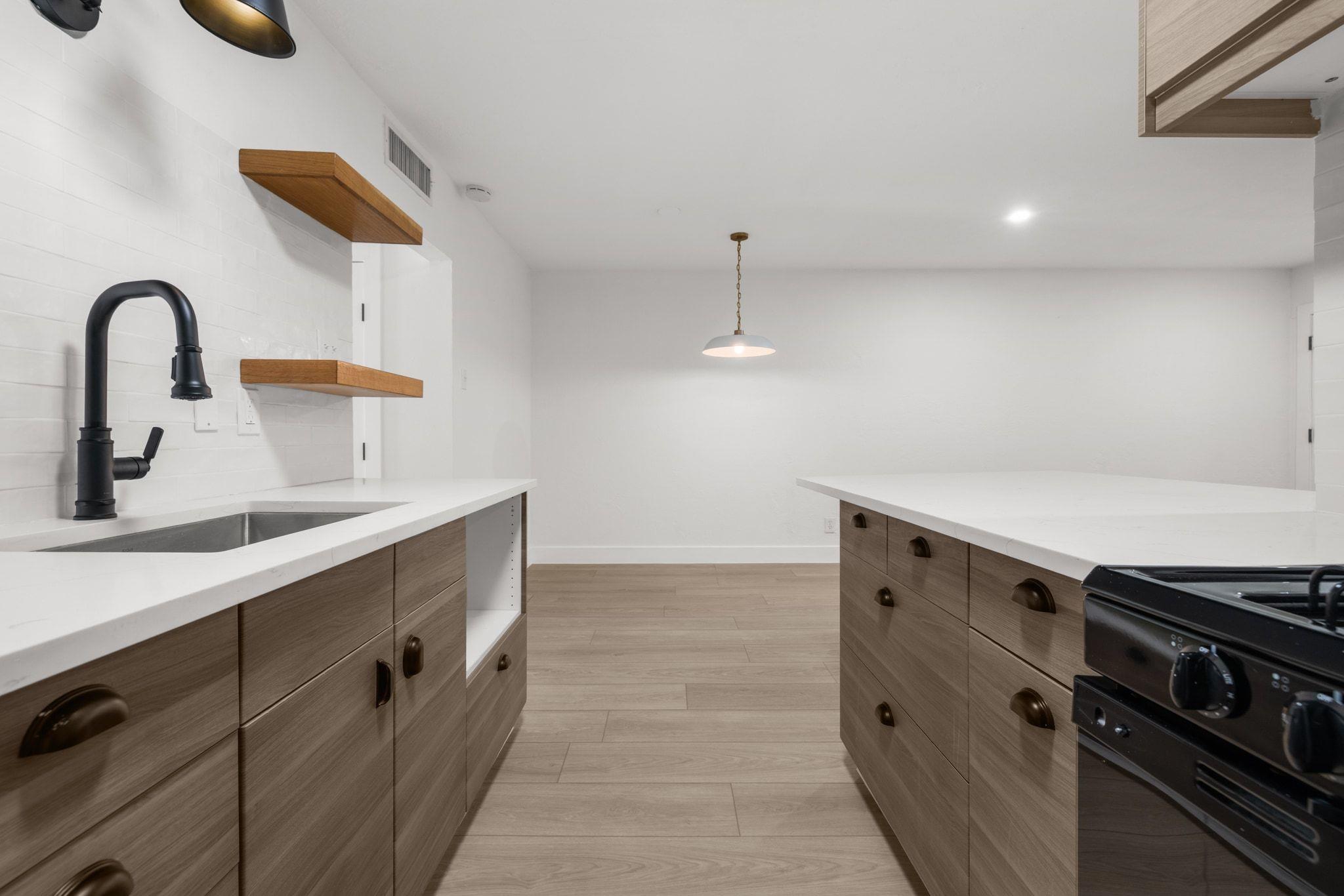 505 W 7th St # 307, Austin, TX 78701