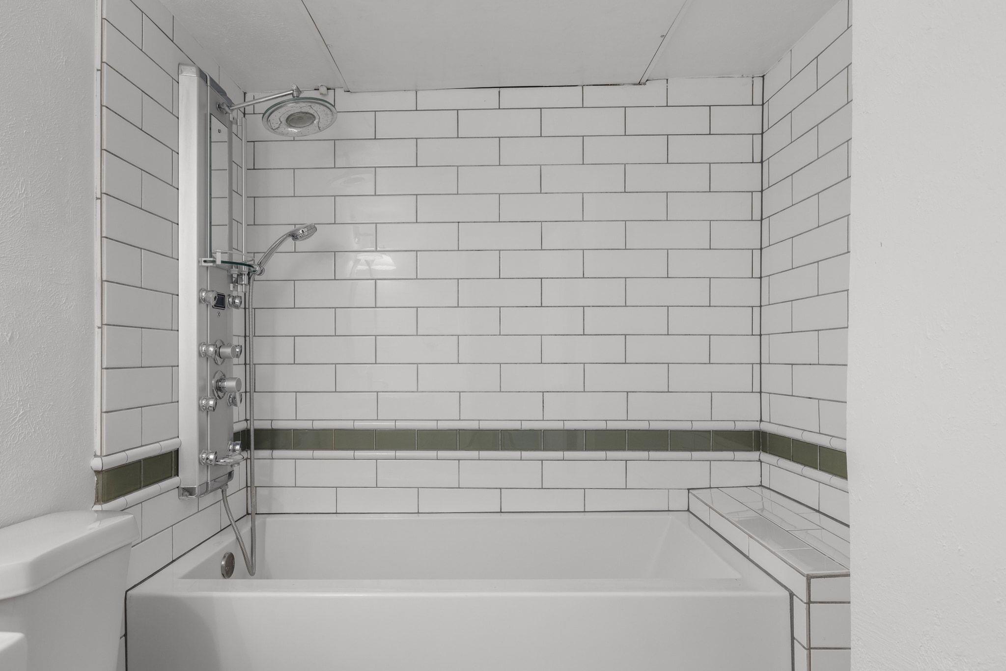 505 W 7th St # 307, Austin, TX 78701