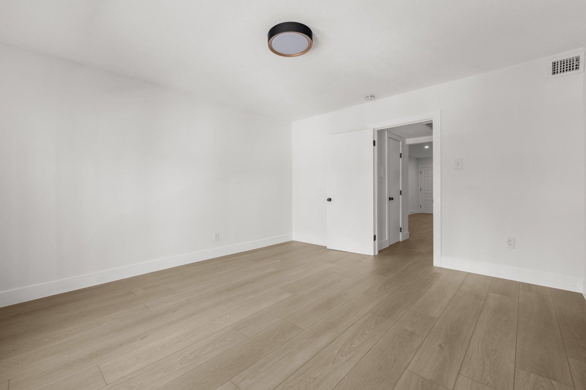 505 W 7th St # 307, Austin, TX 78701