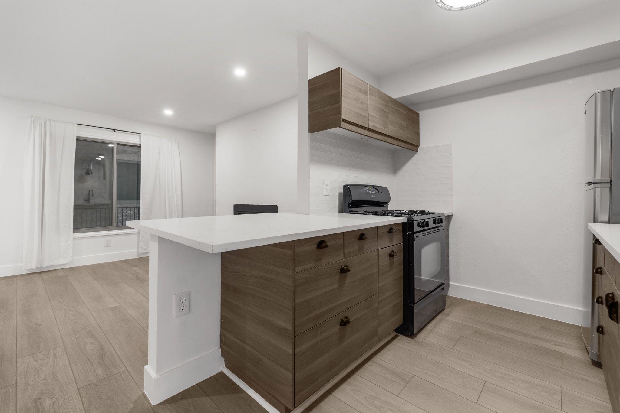 505 W 7th St # 307, Austin, TX 78701