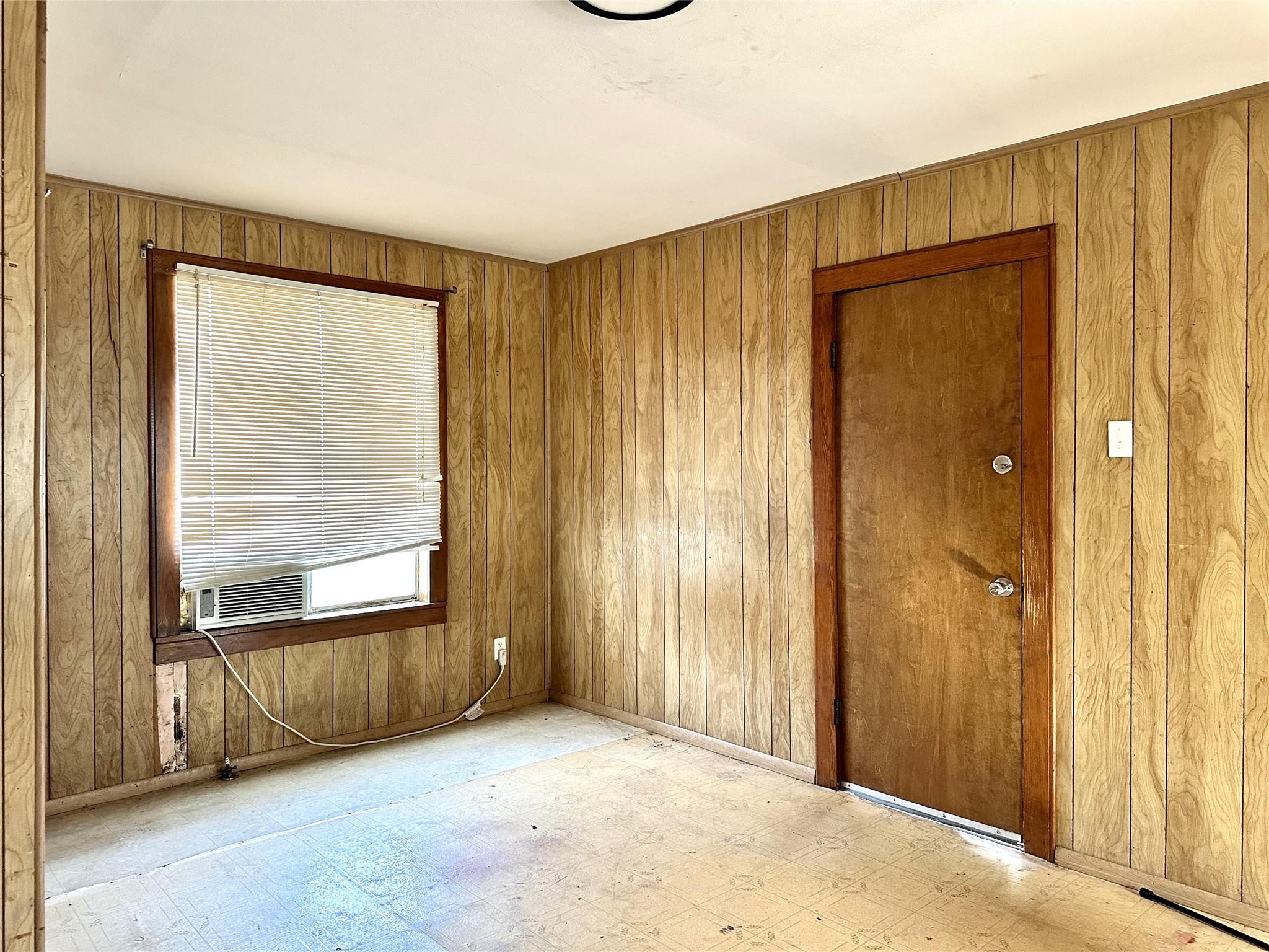 1148 Old Nails Creek Rd, Giddings, TX 78942