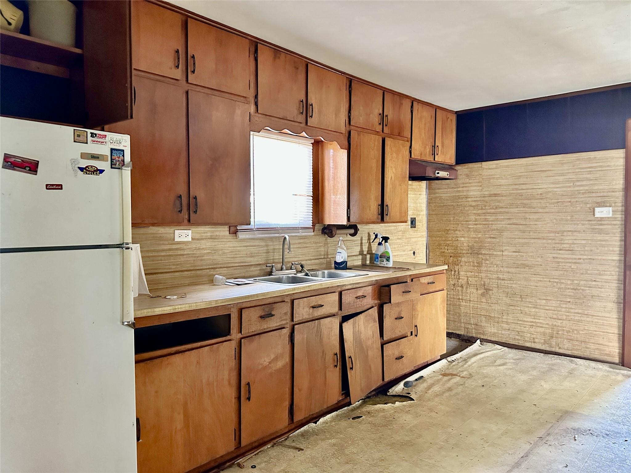 1148 Old Nails Creek Rd, Giddings, TX 78942