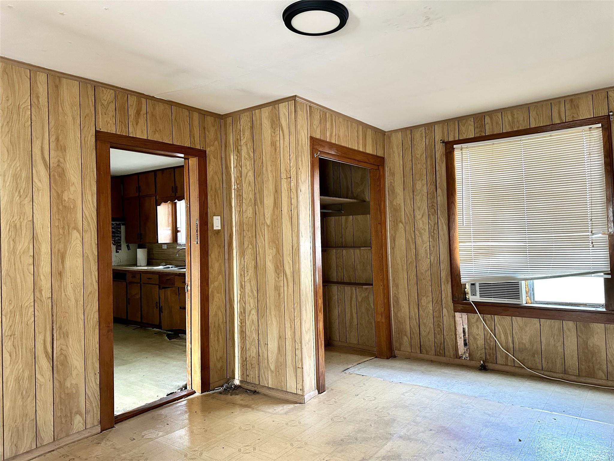 1148 Old Nails Creek Rd, Giddings, TX 78942