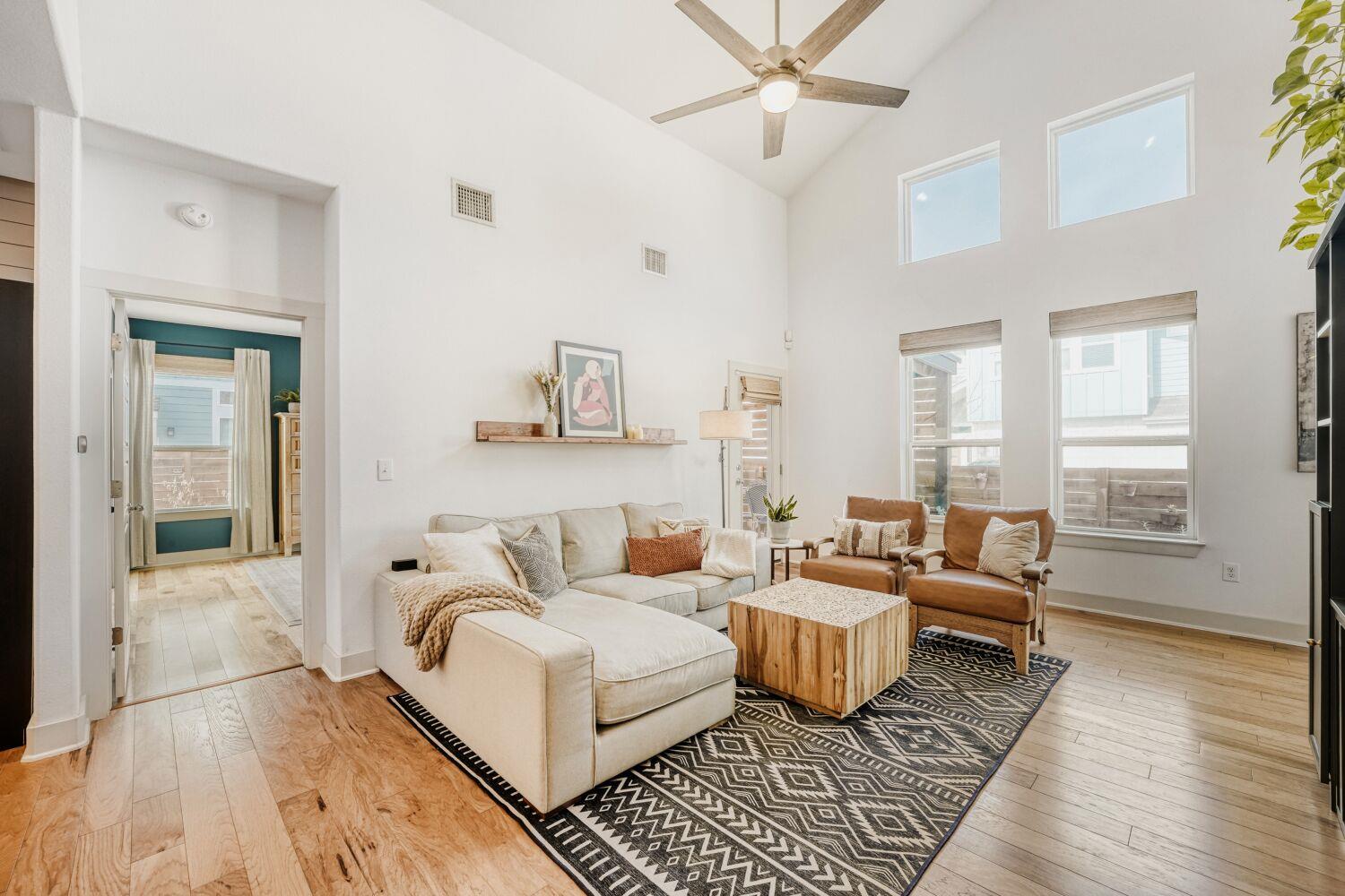 2000 Hermia St, Austin, TX 78741