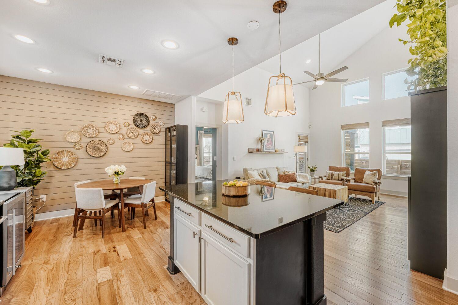 2000 Hermia St, Austin, TX 78741