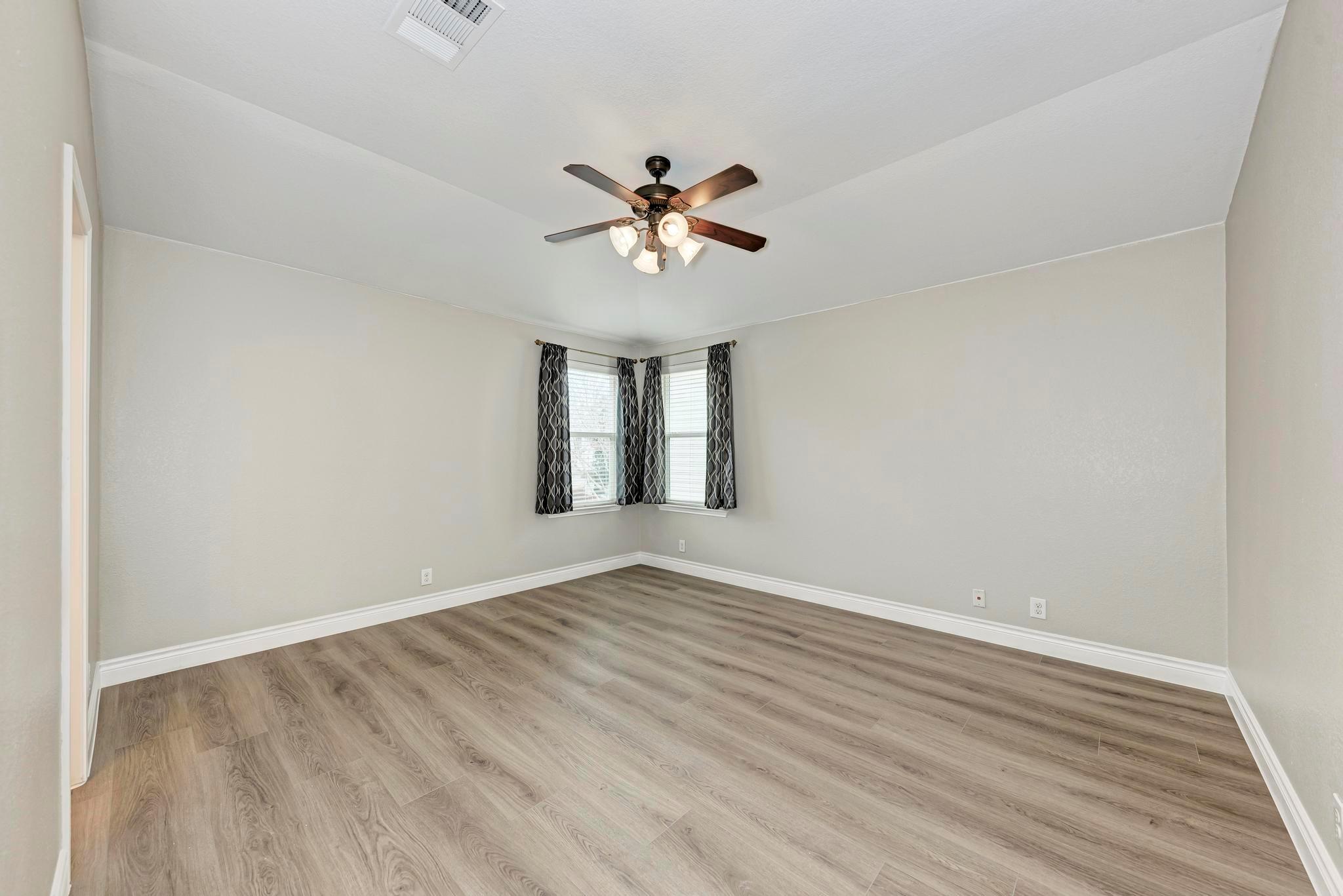 8708 Wood Stork Dr, Austin, TX 78729