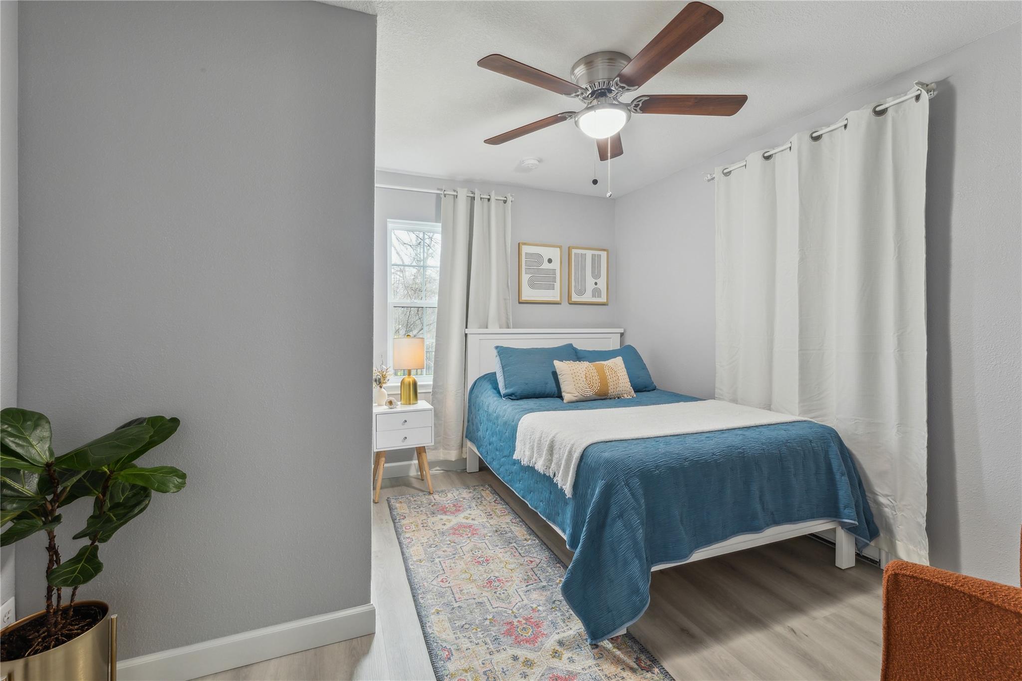 2105 E 17th St, Austin, TX 78702