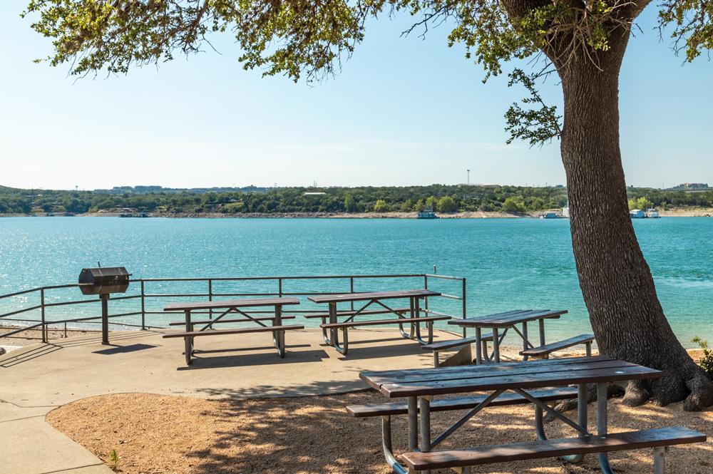 1904 Lakeway Blvd, Lakeway, TX 78734