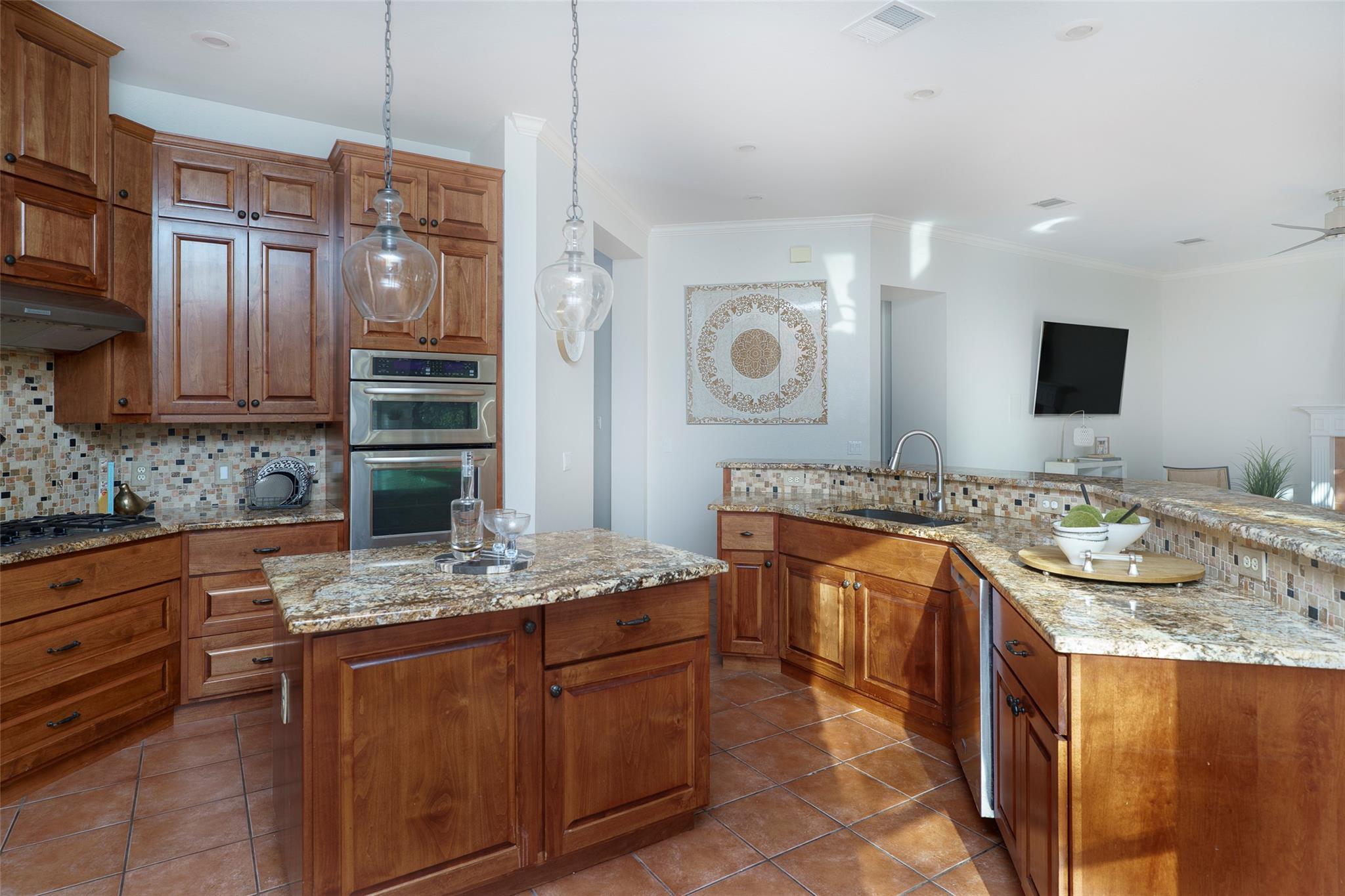 9556 Indigo Brush Dr, Austin, TX 78726