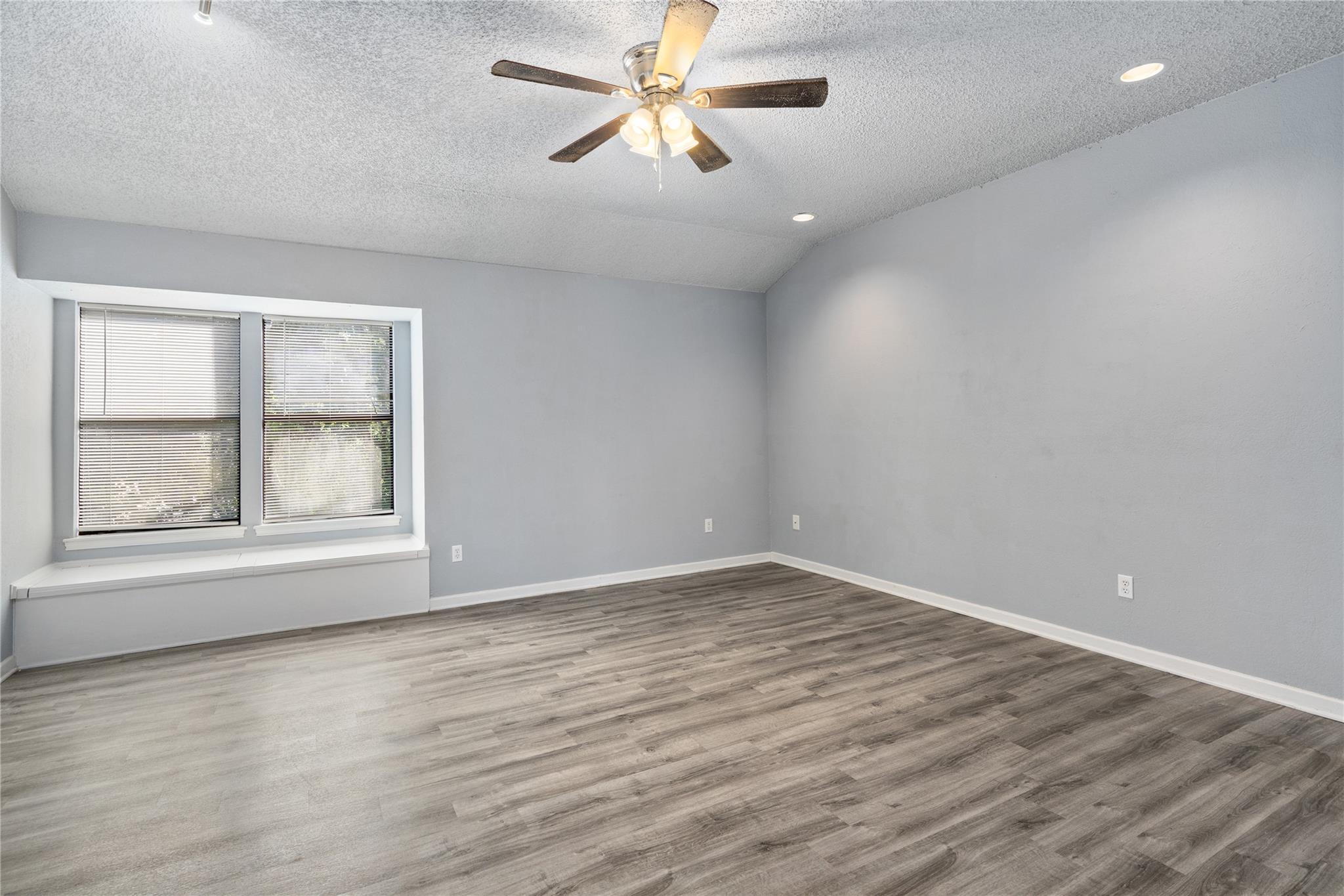 1221 W Hopkins St # 11, San Marcos, TX 78666