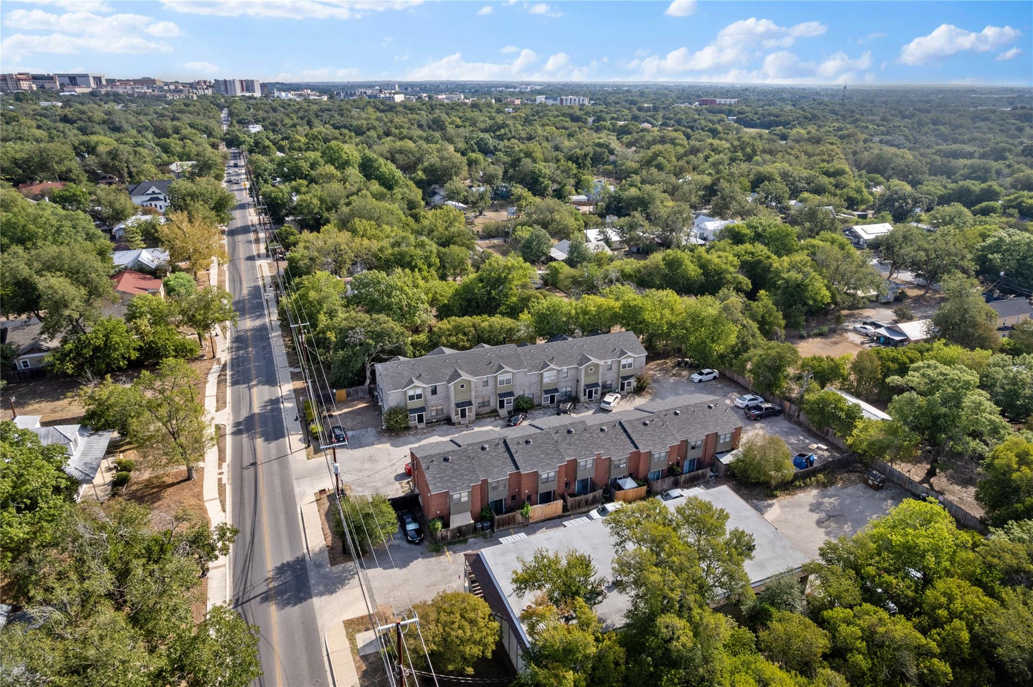 1221 W Hopkins St # 11, San Marcos, TX 78666